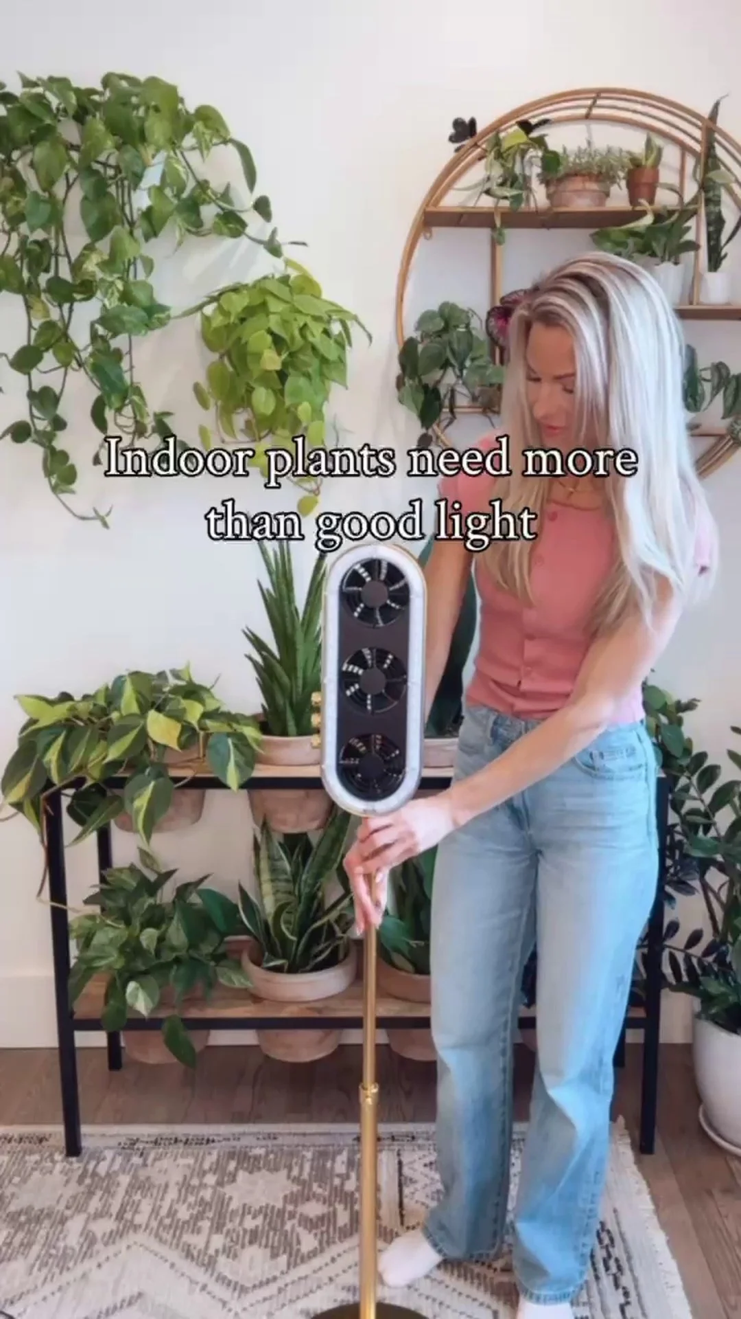 Instagram testimonial from @fancyplantsclub praising the Airos grow light
