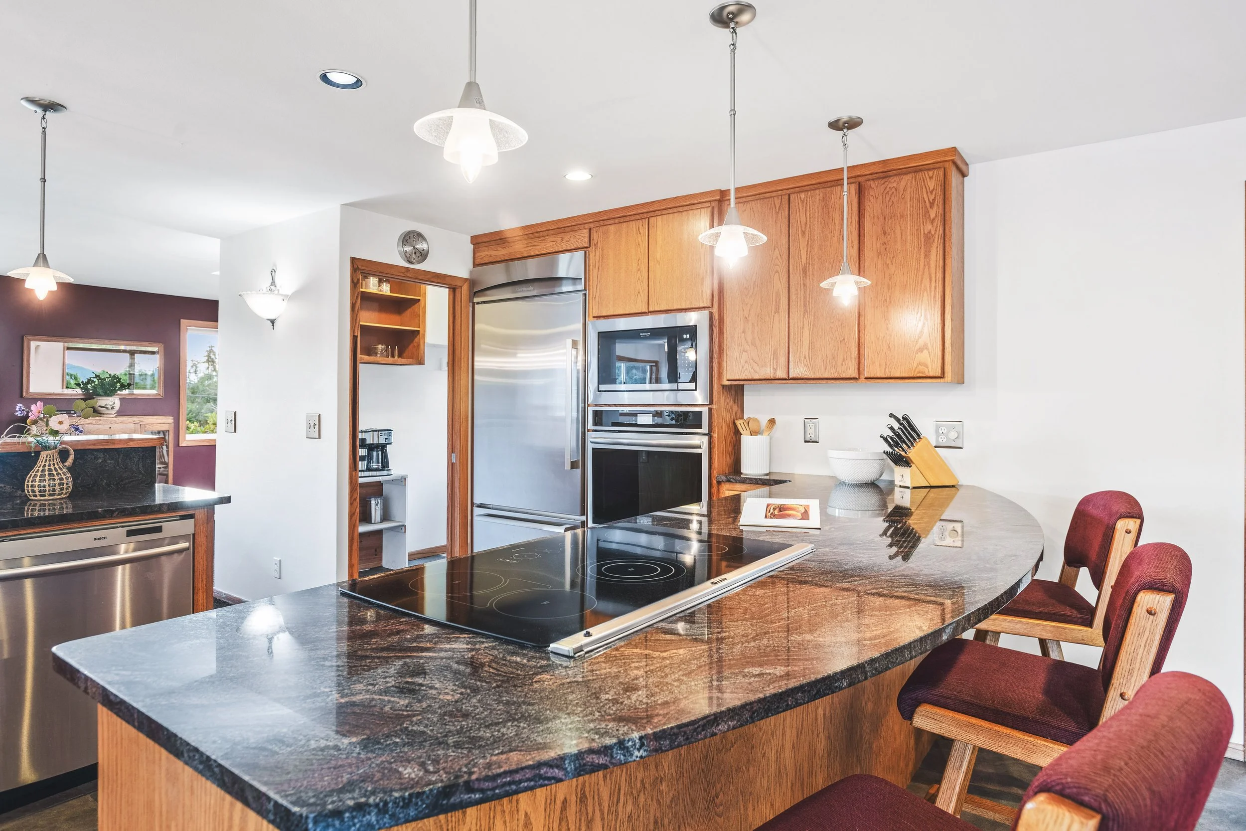 15781 Snee Oosh Road-23.jpg