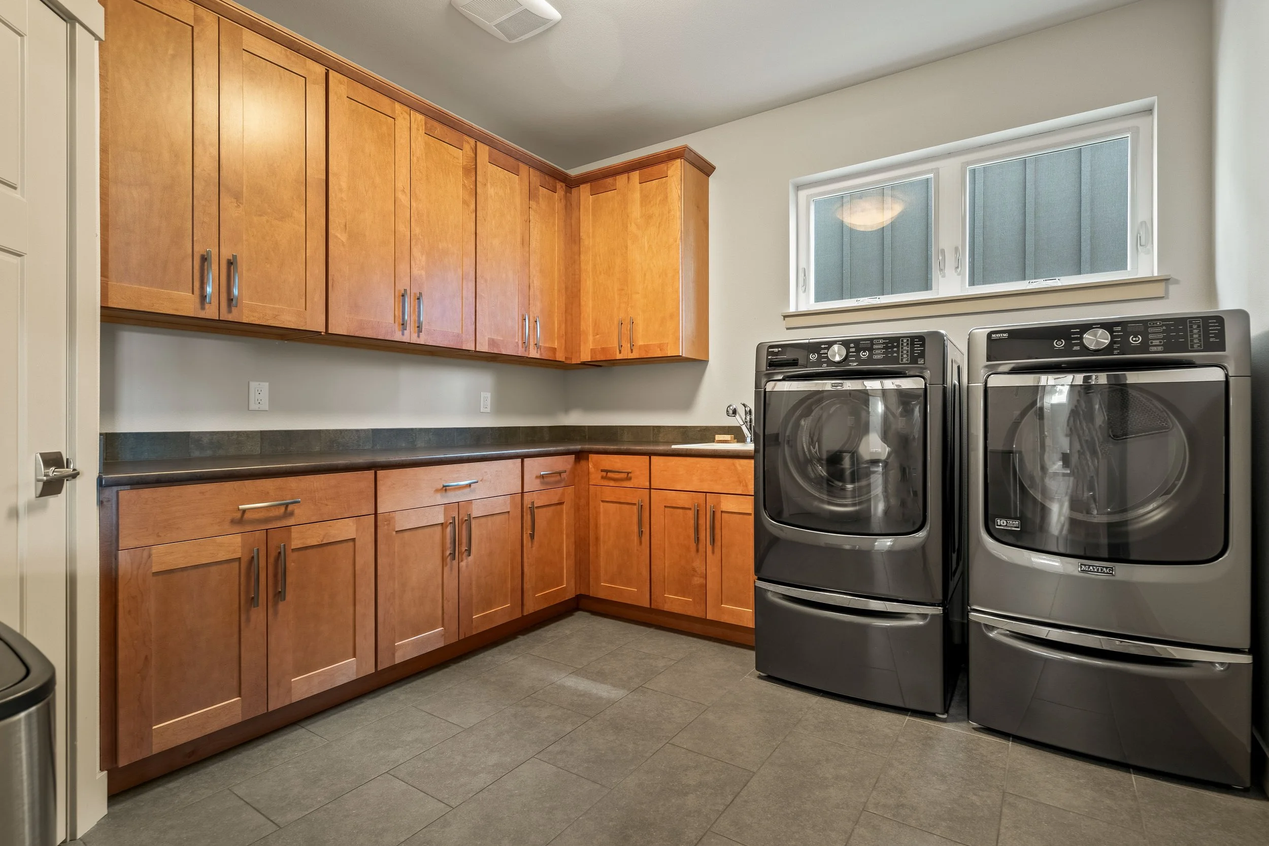 4018 E Maryland St-29.jpg