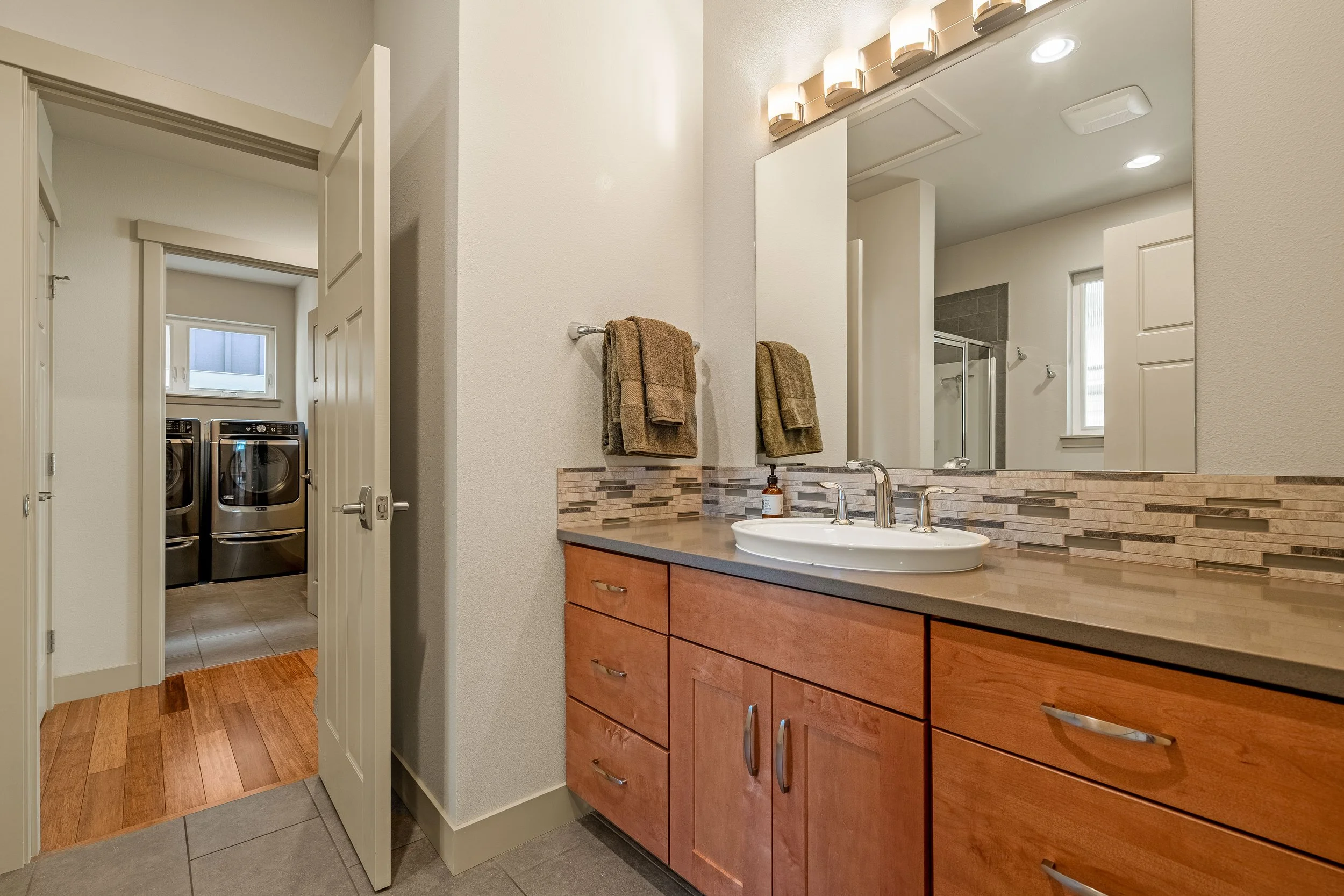 4018 E Maryland St-26.jpg