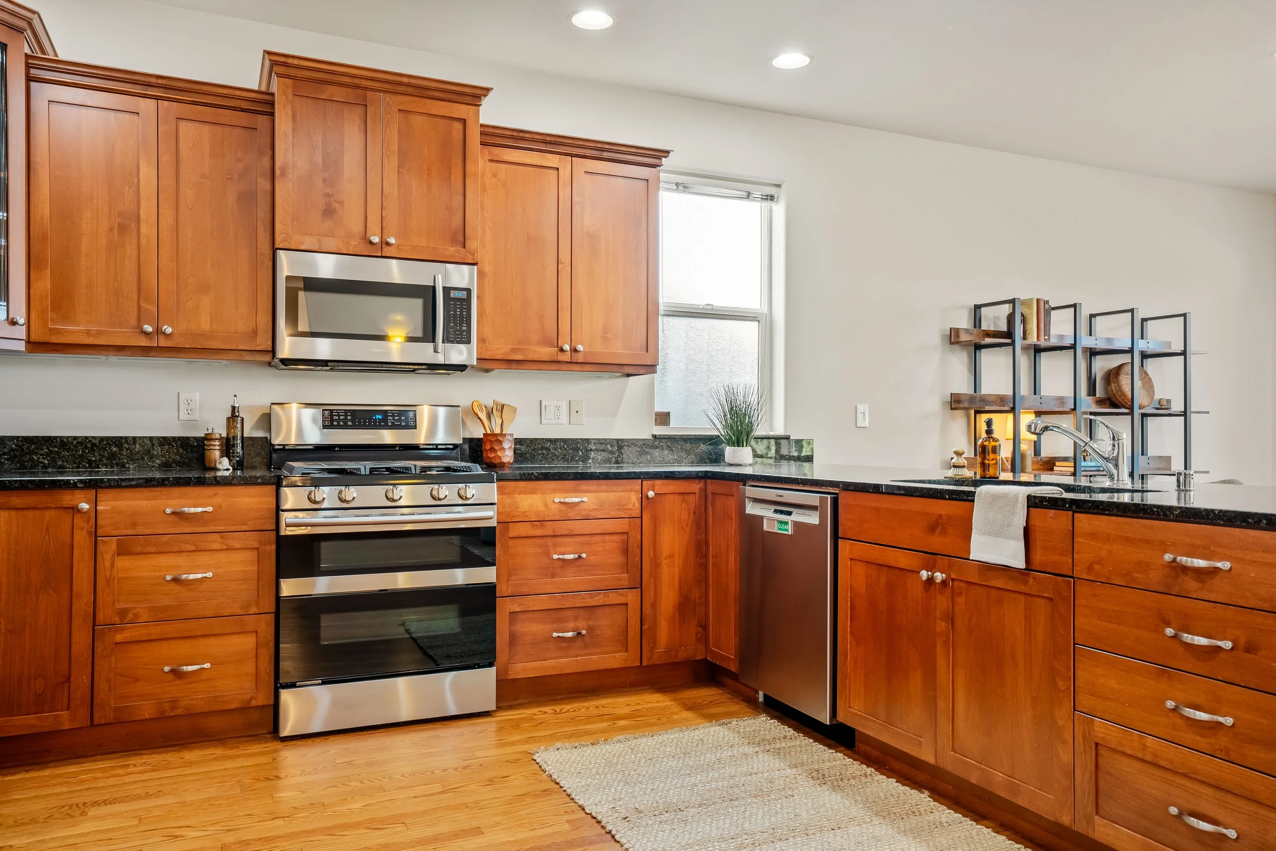 4138 Silverbell Way-19.jpg