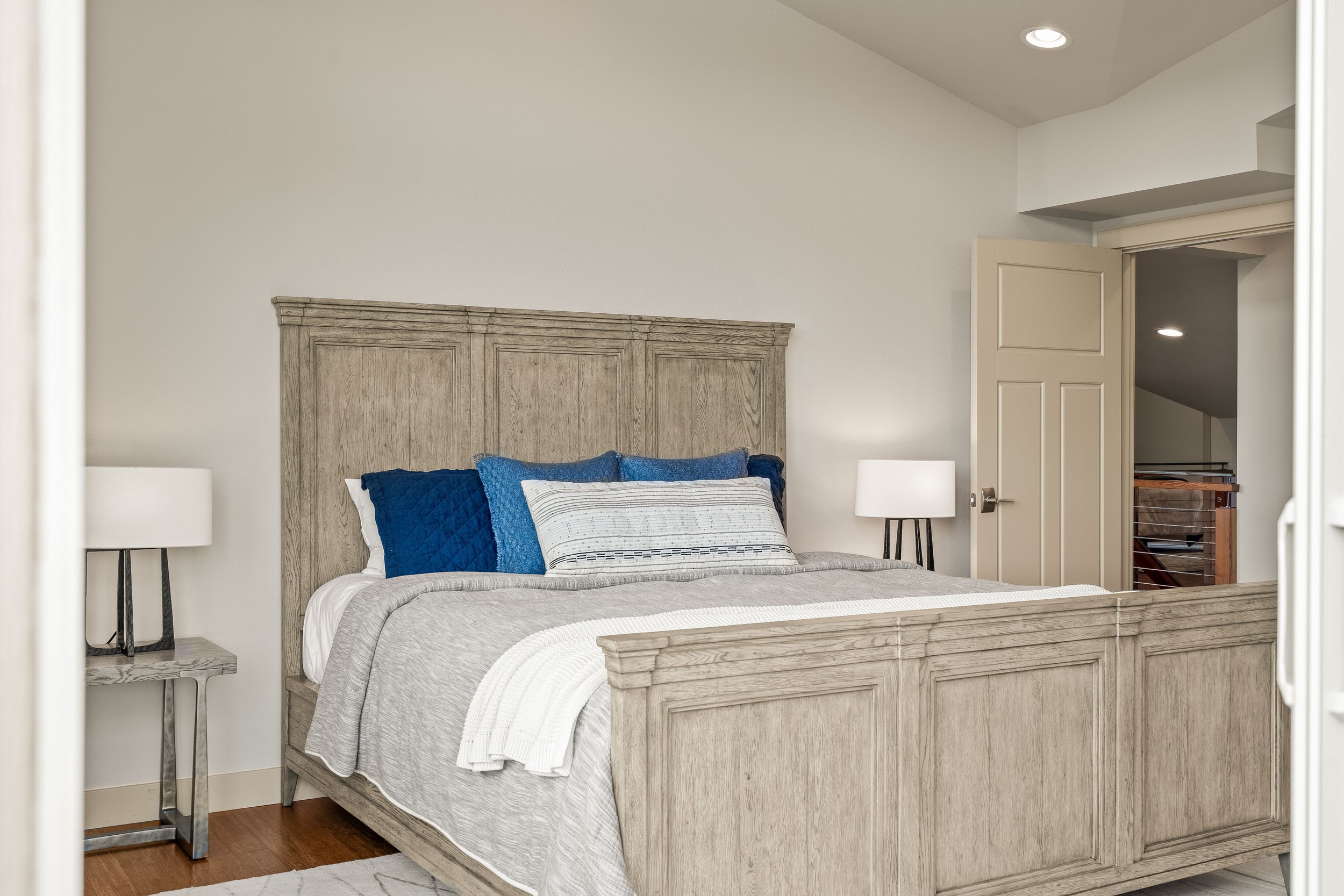 4018 E Maryland St-46.jpg