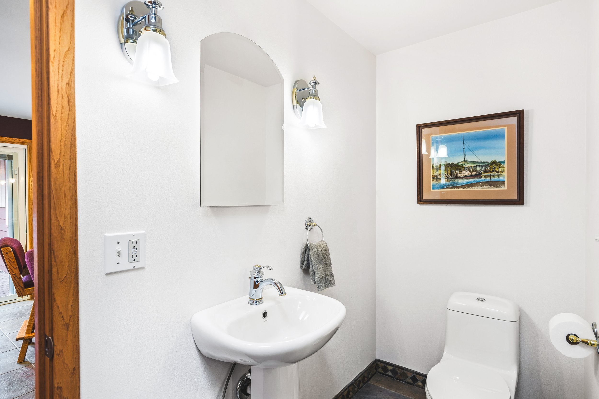 15781 Snee Oosh Road-33.jpg
