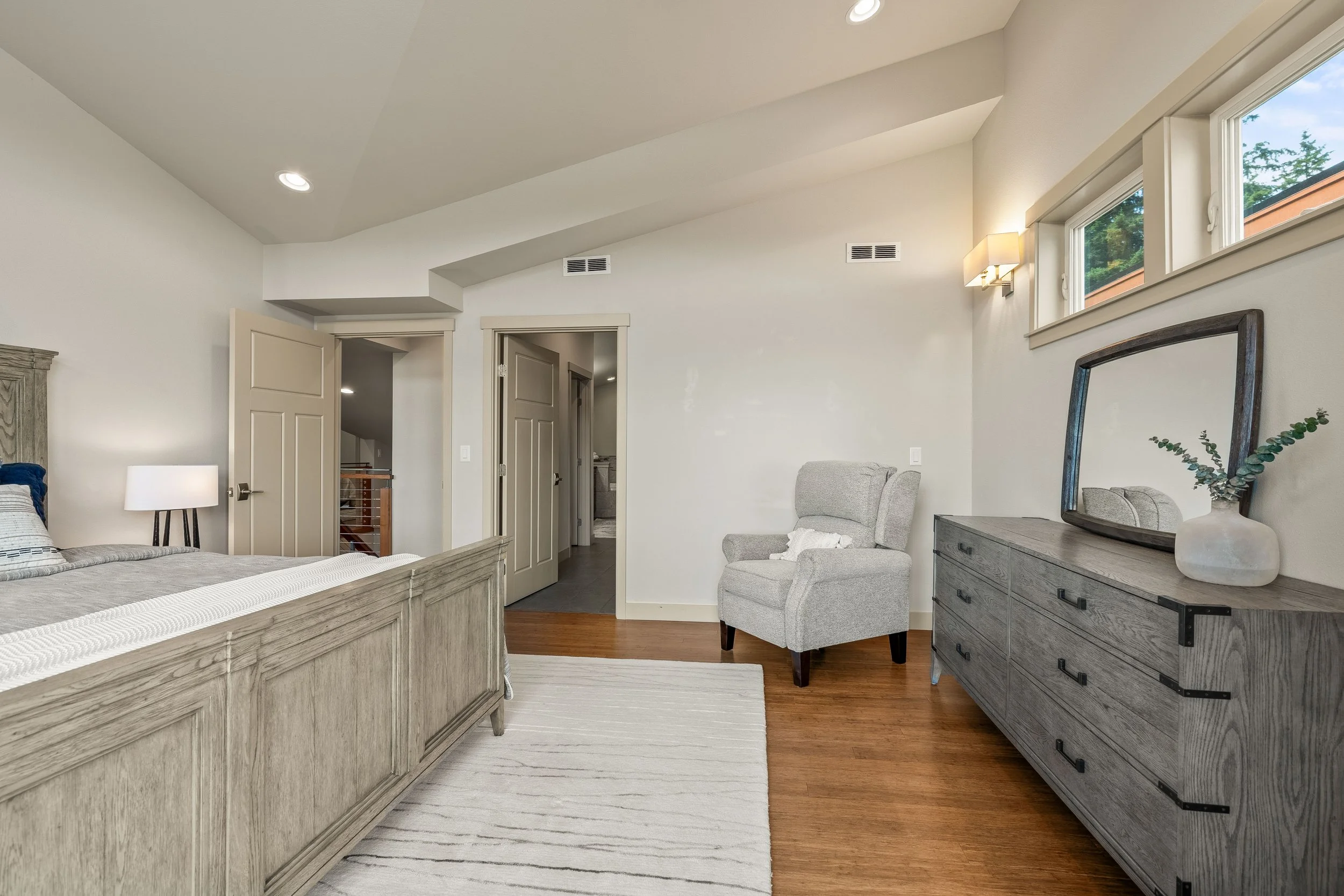 4018 E Maryland St-44.jpg