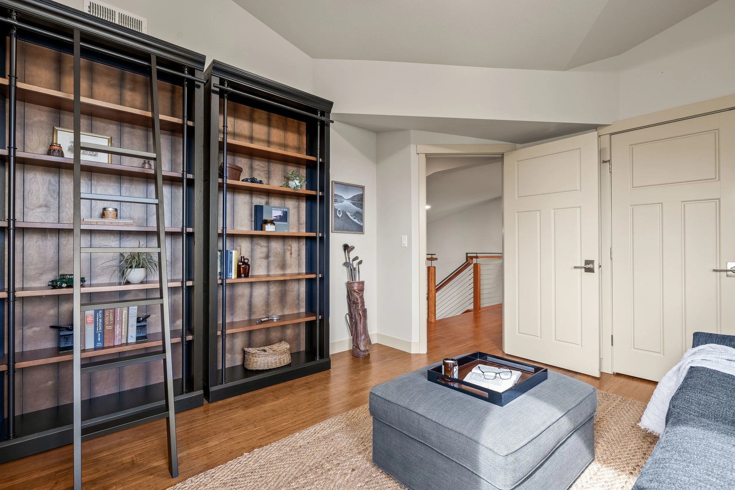 4018 E Maryland St-39.jpg