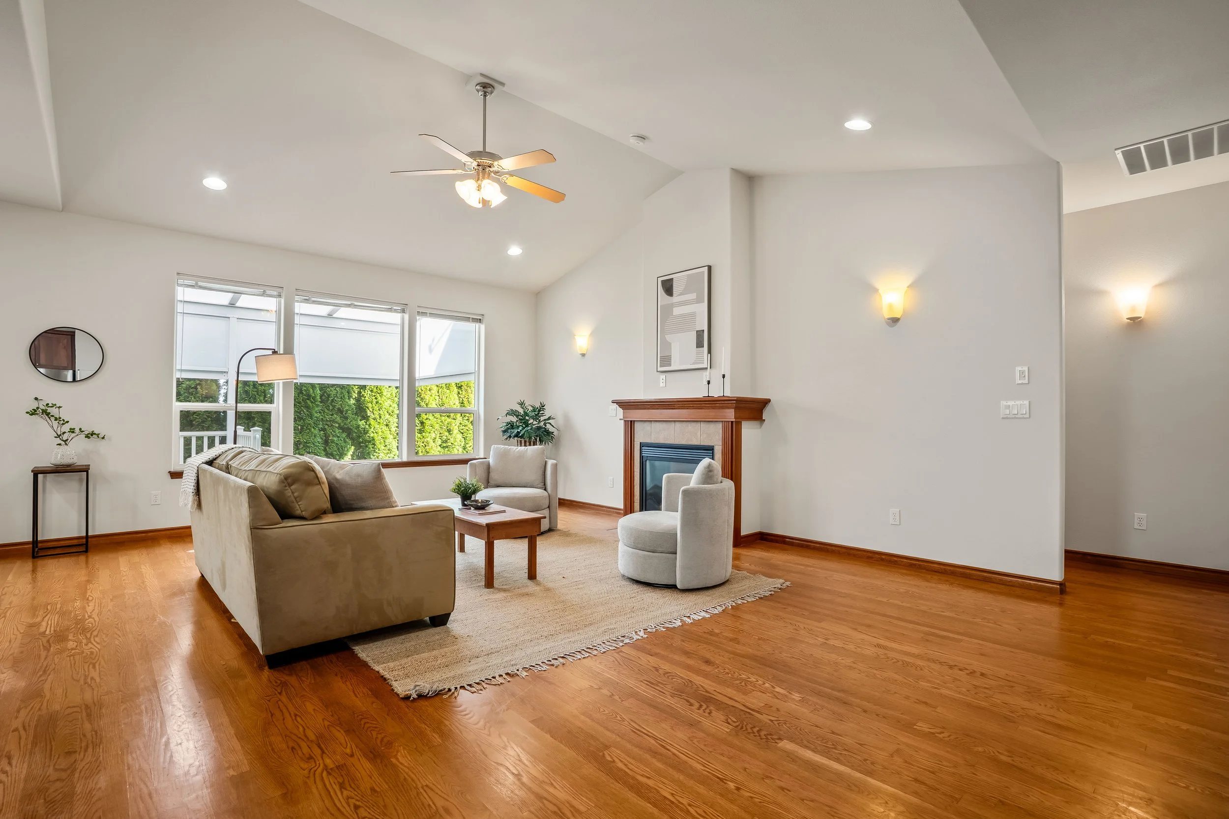4138 Silverbell Way-13.jpg