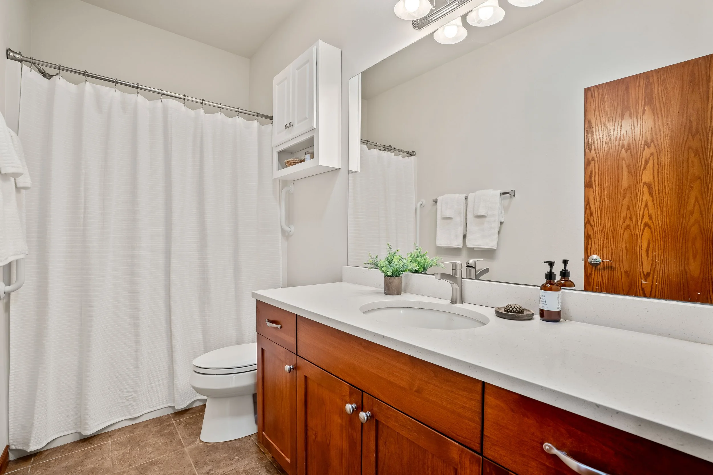 4138 Silverbell Way-01.jpg