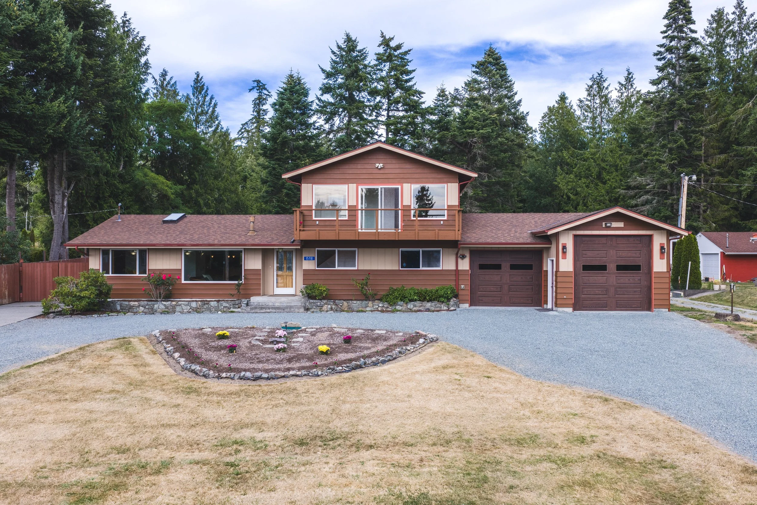 17518 Snee Oosh Rd. La Conner | $925,000