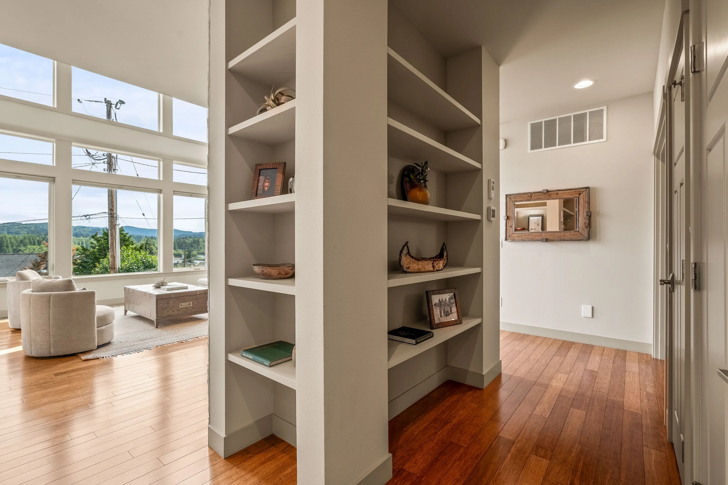 4018 E Maryland St-23.jpg