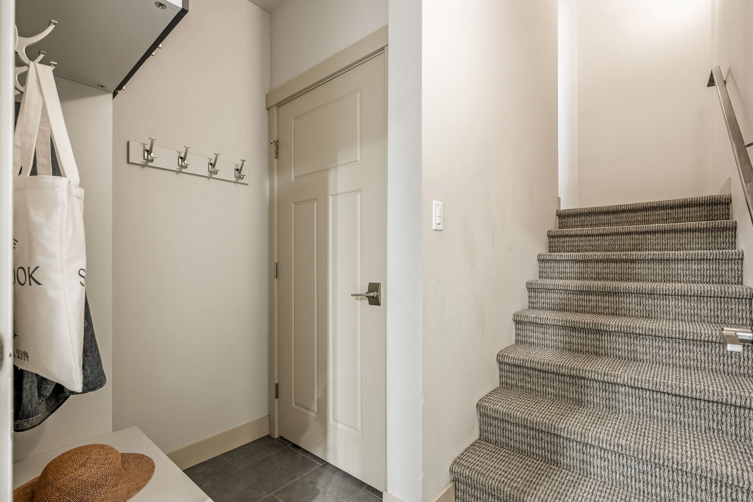 4018 E Maryland St-06.jpg