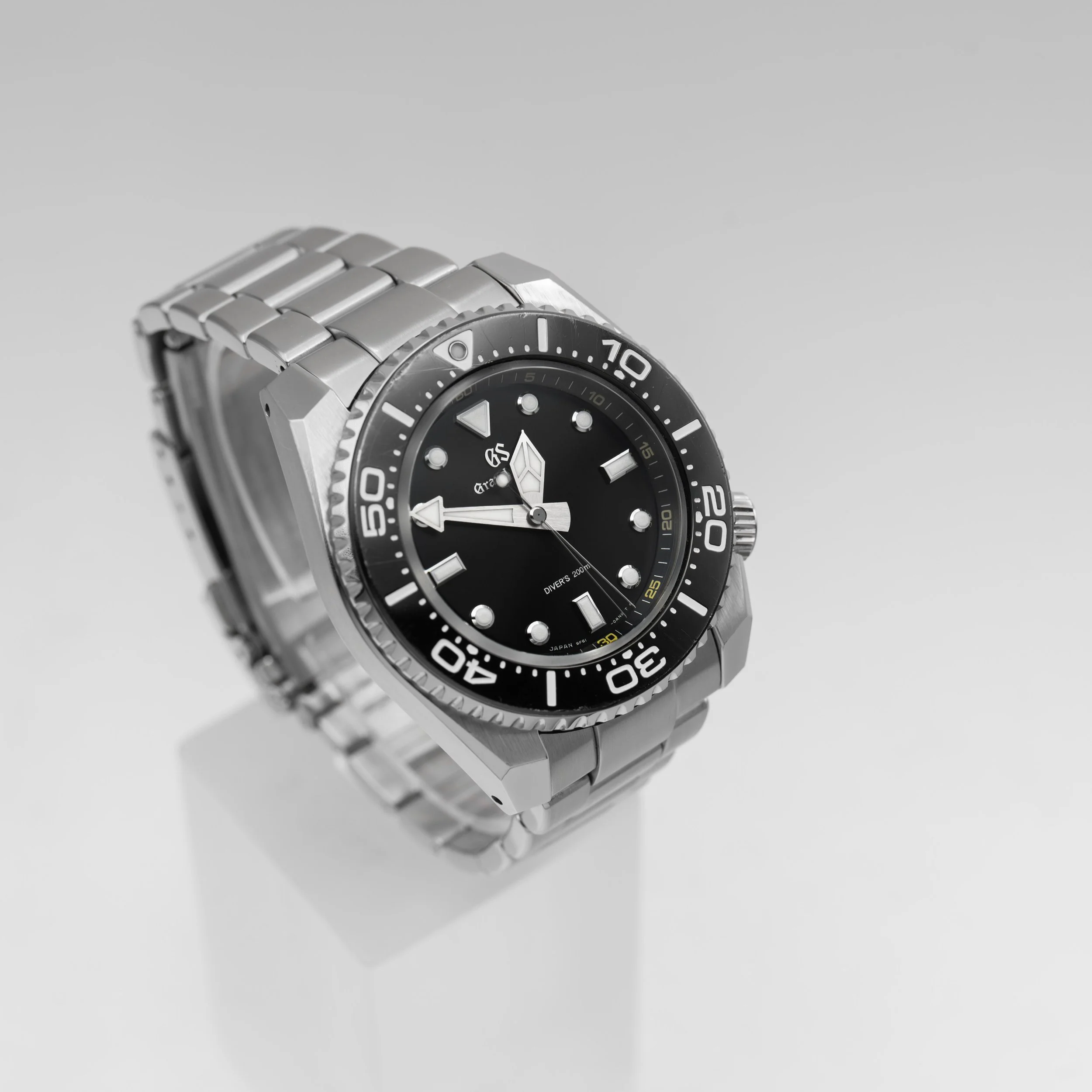AIM04332.jpg