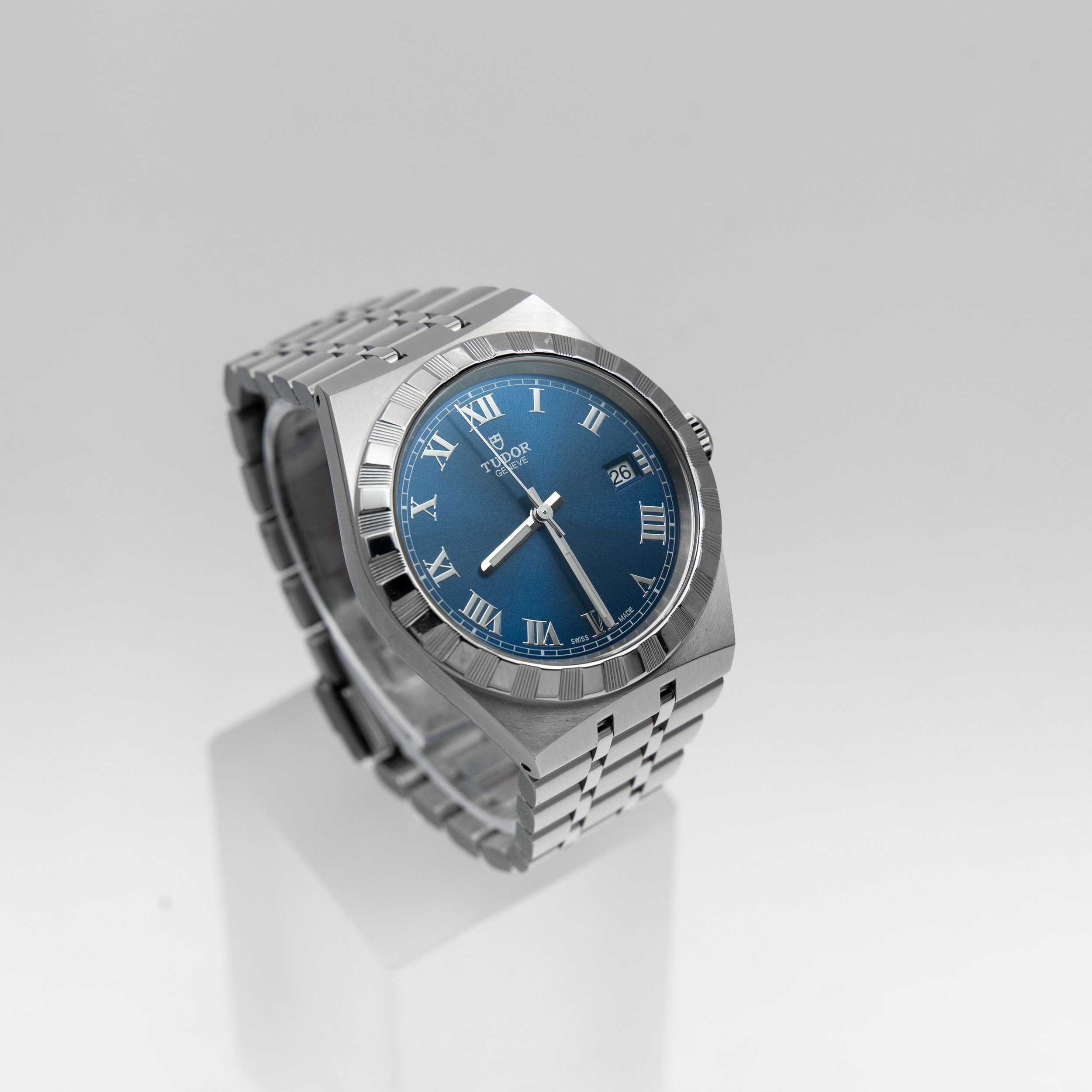AIM09746.jpg