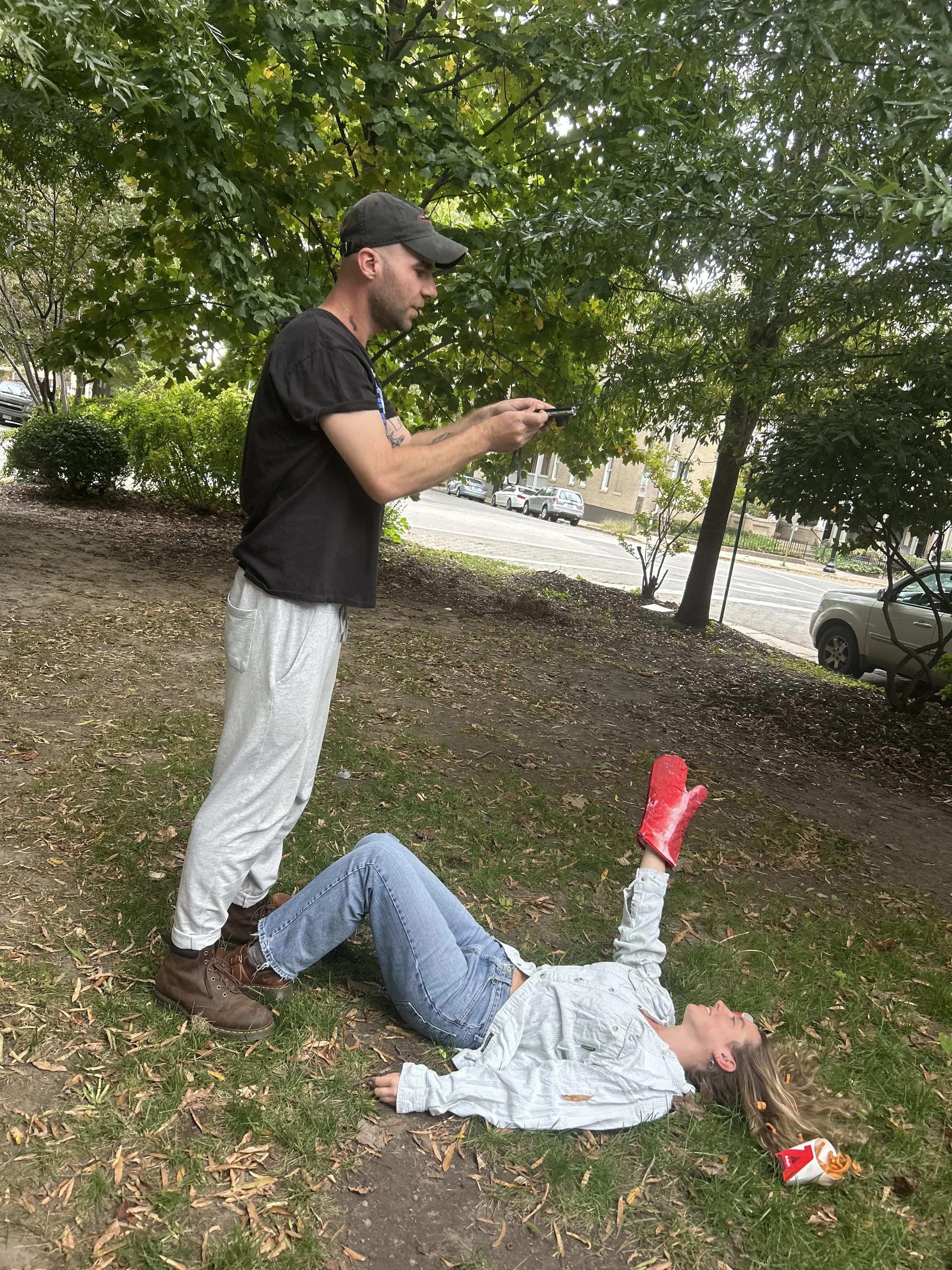 Photographing MG's secret announcement