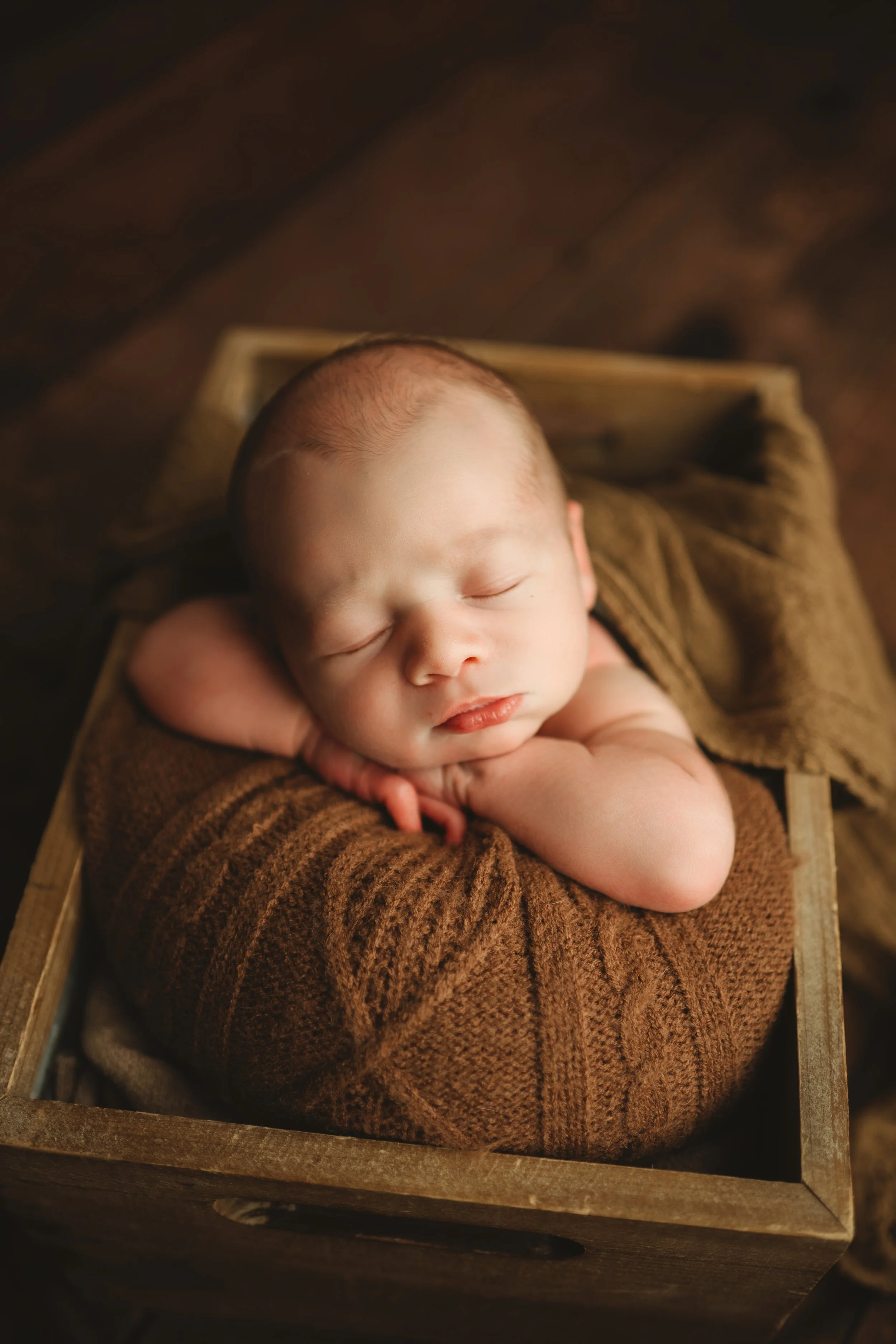 An In-Home Newborn Session That Felt Like Real Life