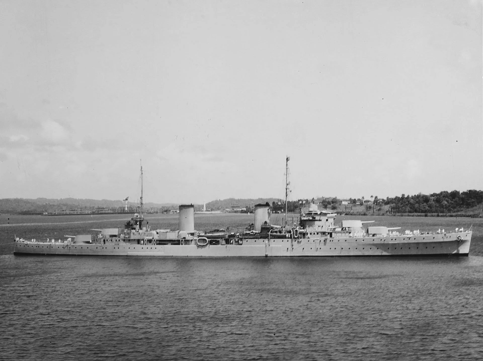 Peth 197 HMAS Perth | Discover Naval History Today — Fleet of Freedom