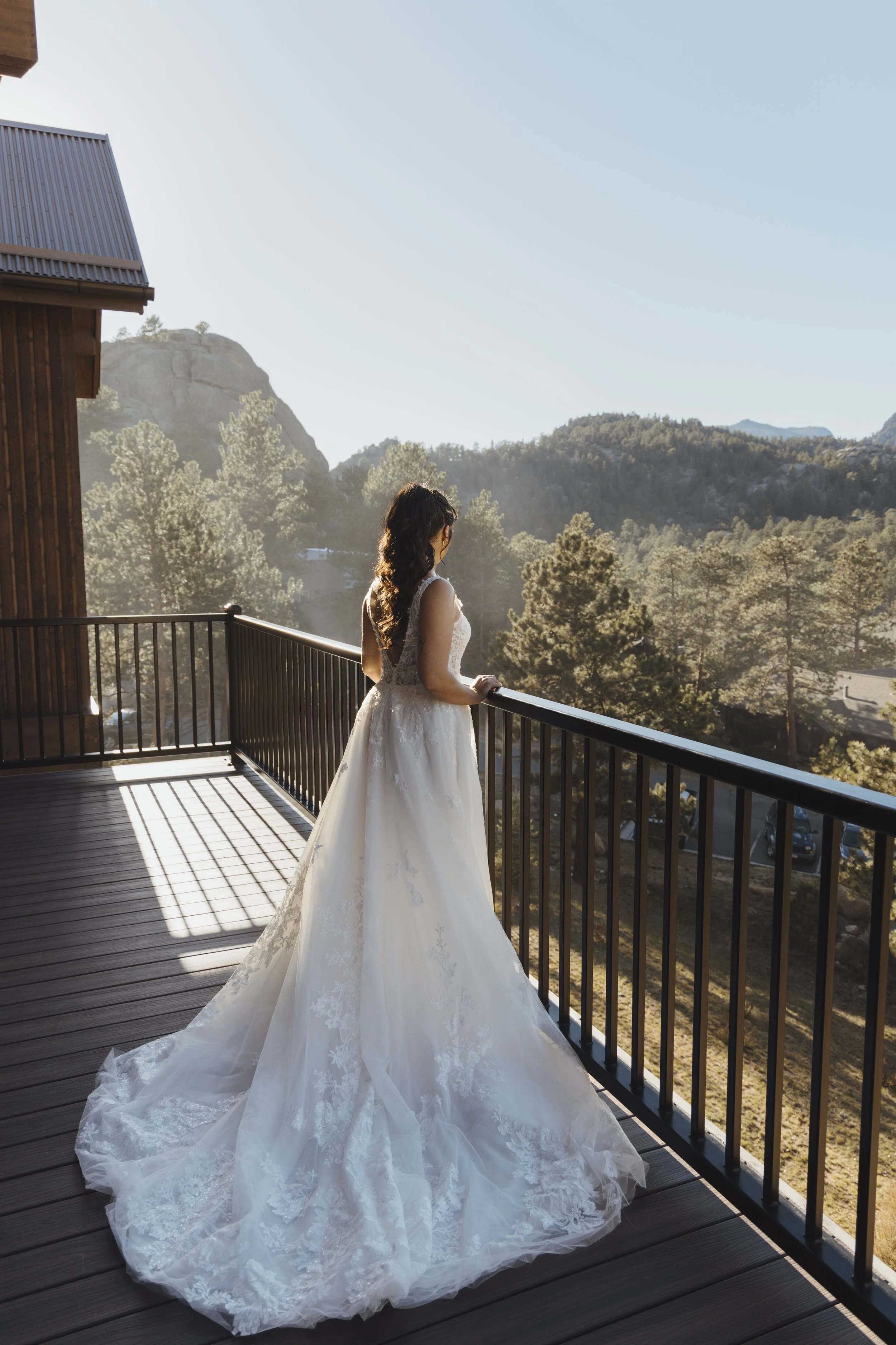 mia_lucas_wedding_previews-16.jpg
