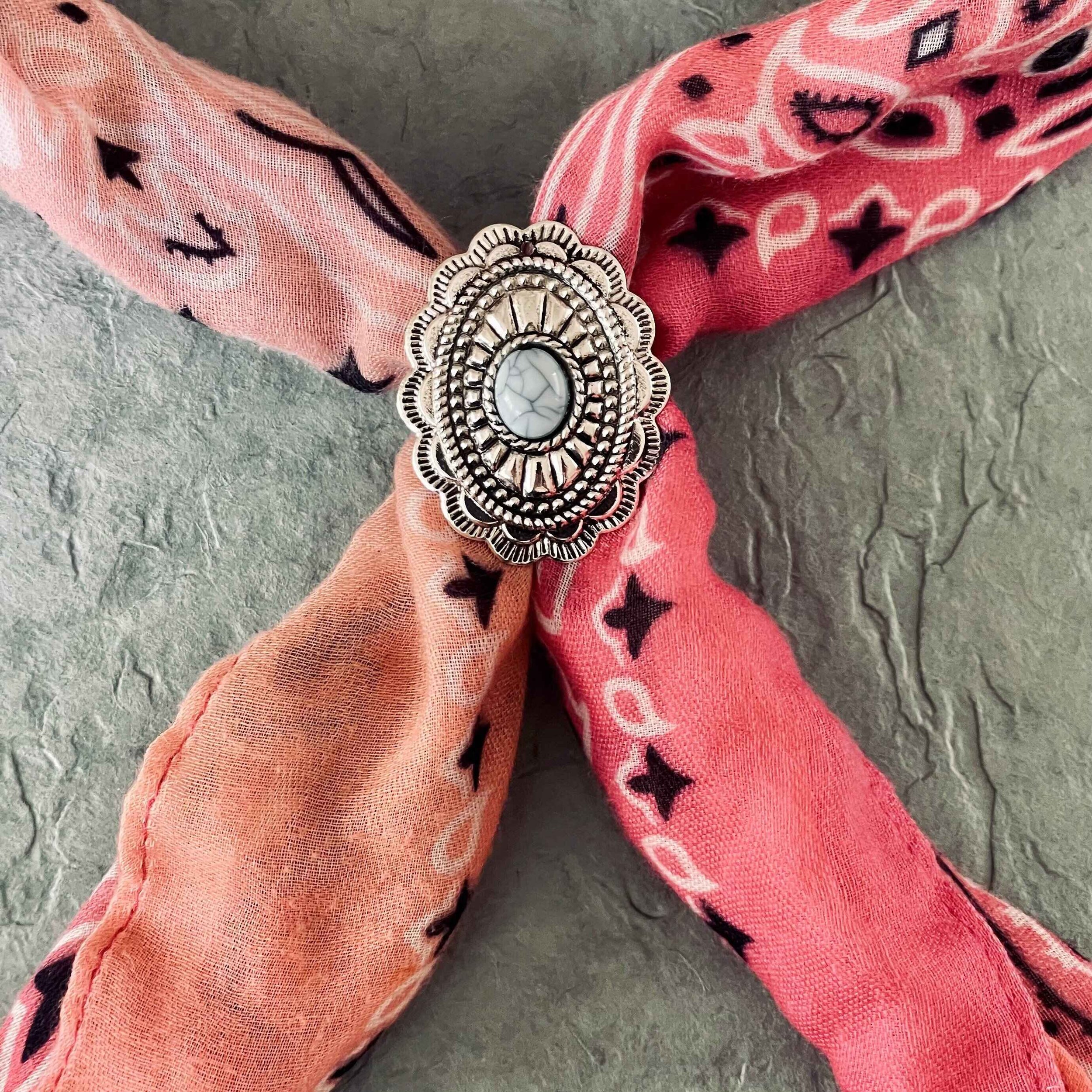 Antique Silver Turquoise Oval Concho Bandana Ring by Babe's Hardware