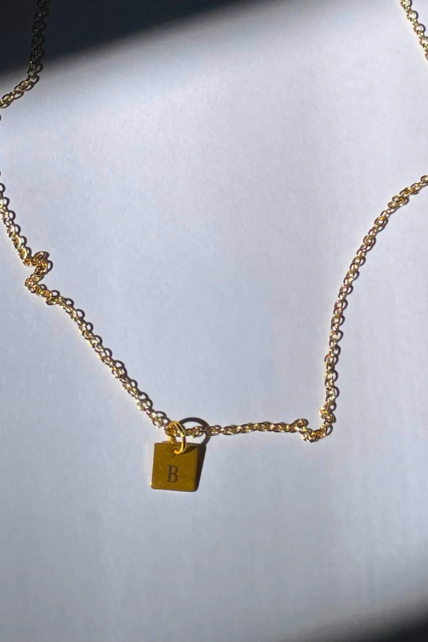 Babes_Hardware_Dainty_Gold_Necklaces-10.webp