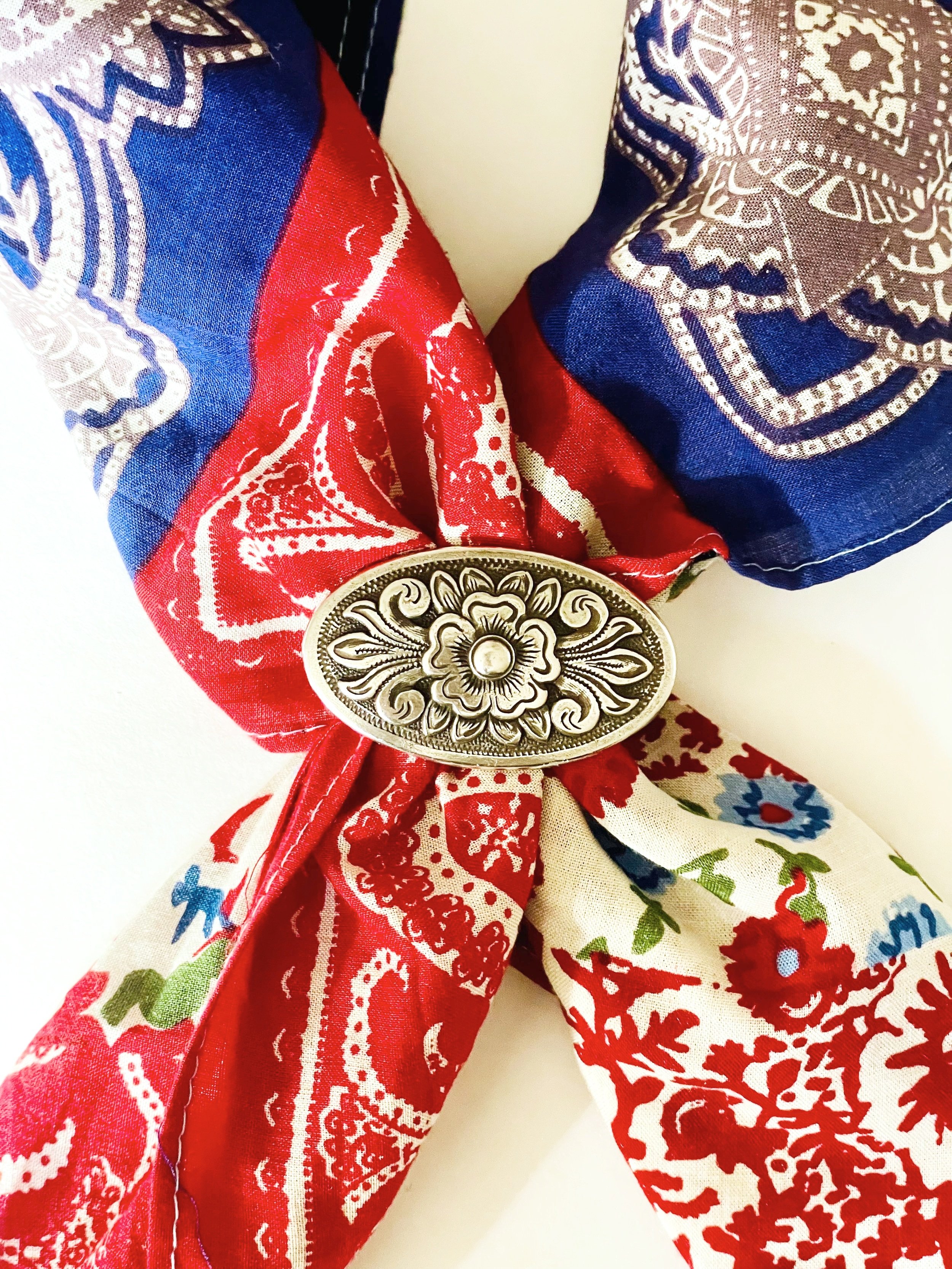 Oval Floral Concho Bandana Ring by Babe's Hardware