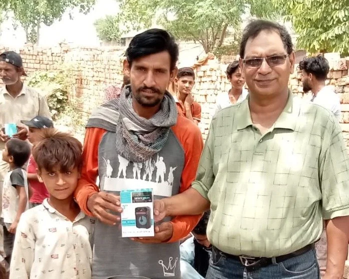 man recieves audio bible.jpeg