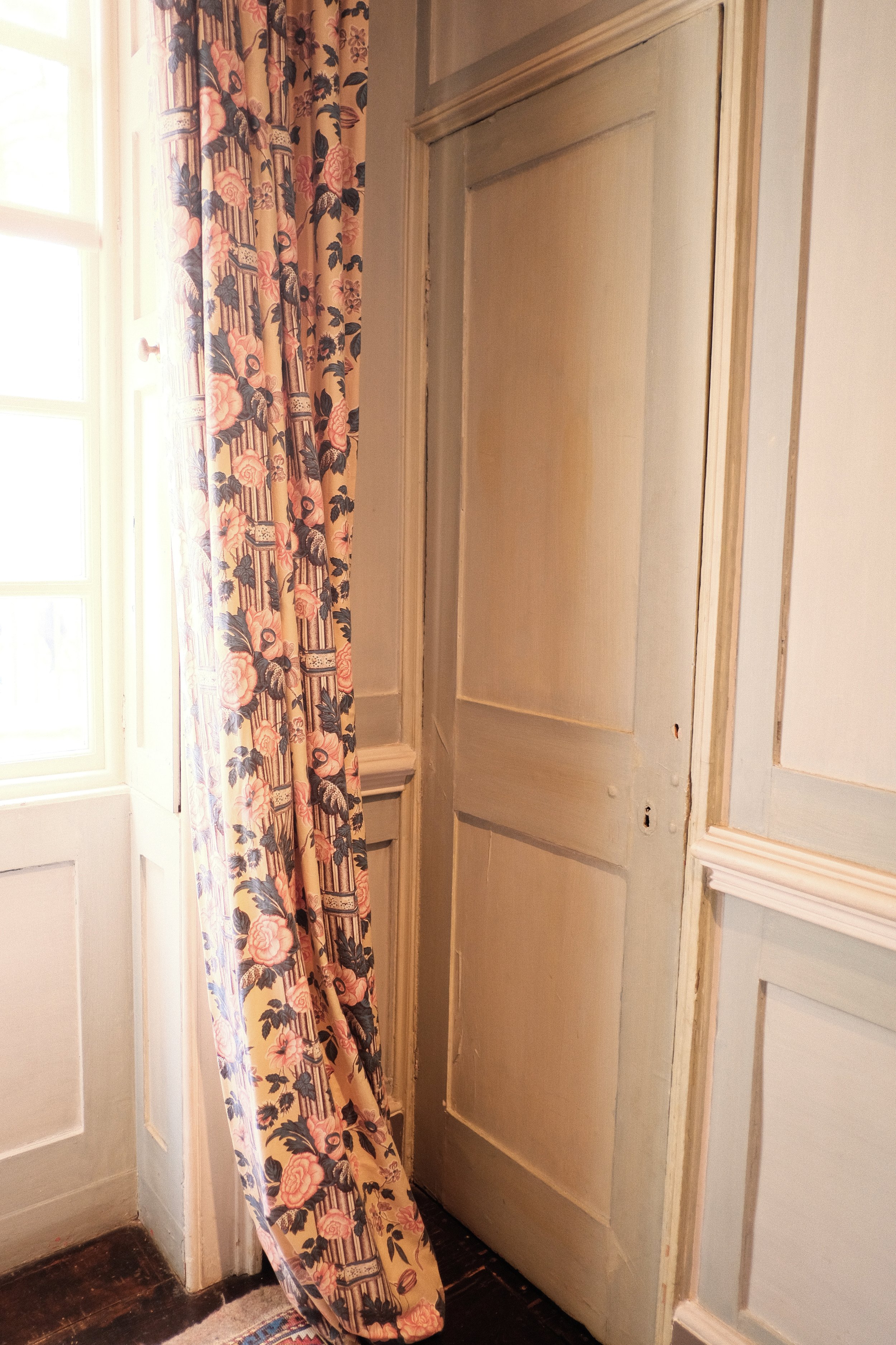 HampsteadWindow.jpg