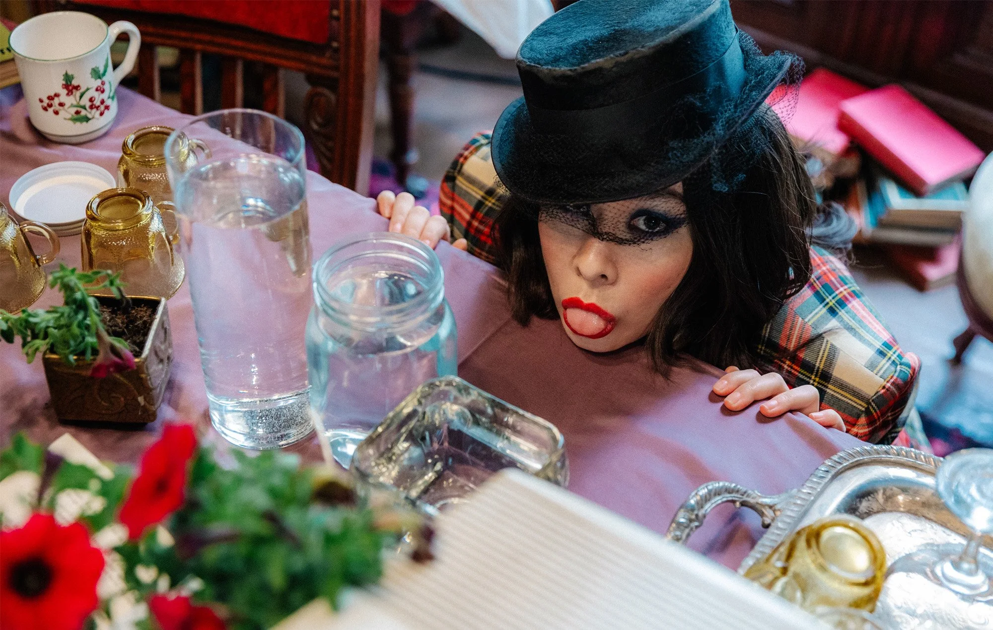 “Where’s My Phone?” Mitski Asks. 