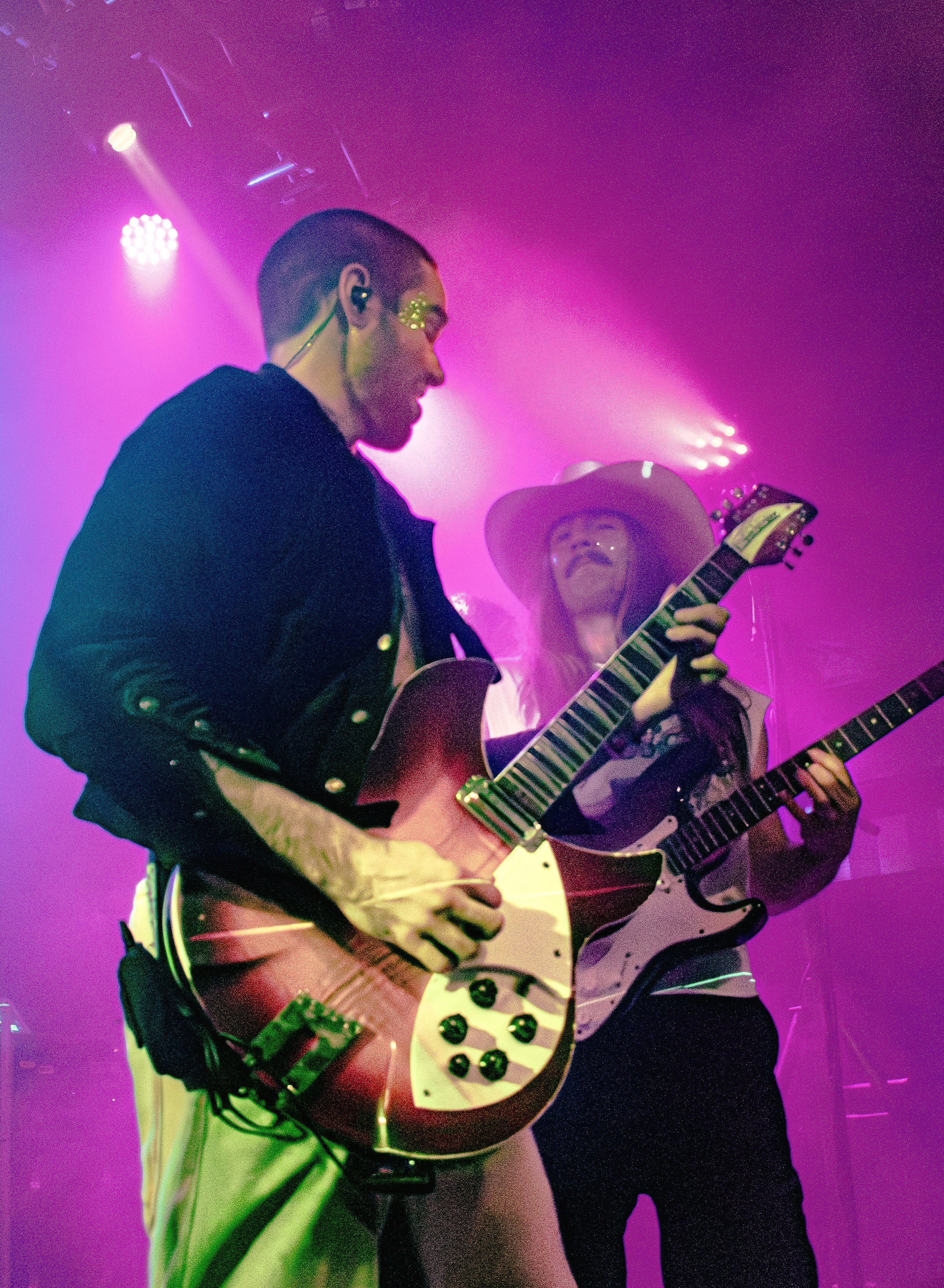 Keeping Up the Momentum with Never Ending Fall