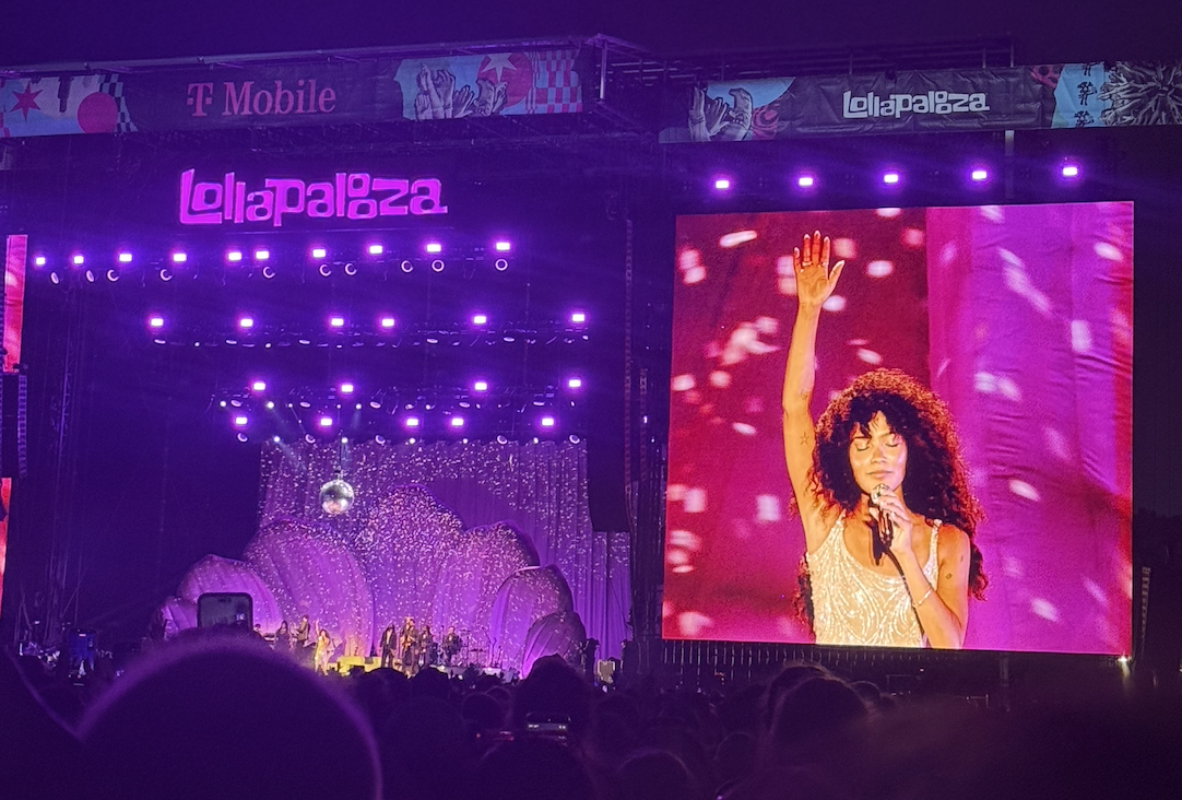 Olivia Dean Stages a Lesson on Love on Her Biggest Stage Yet