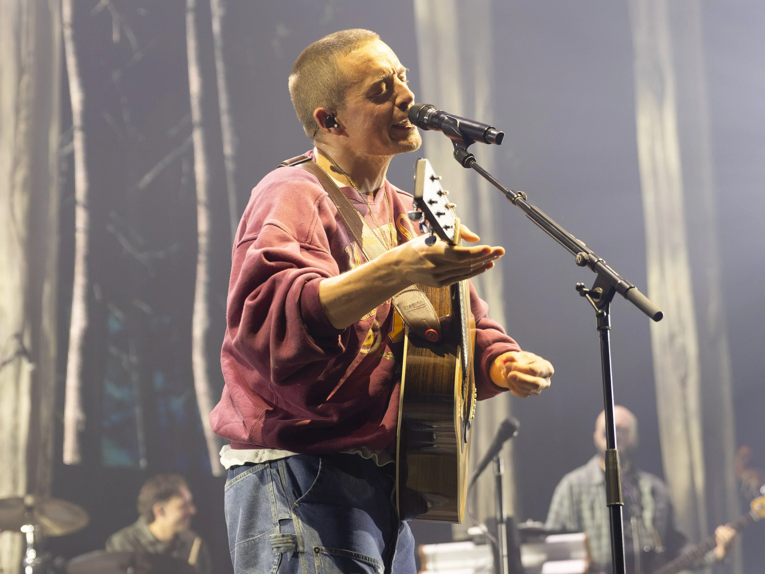 DermotKennedy-31.jpg