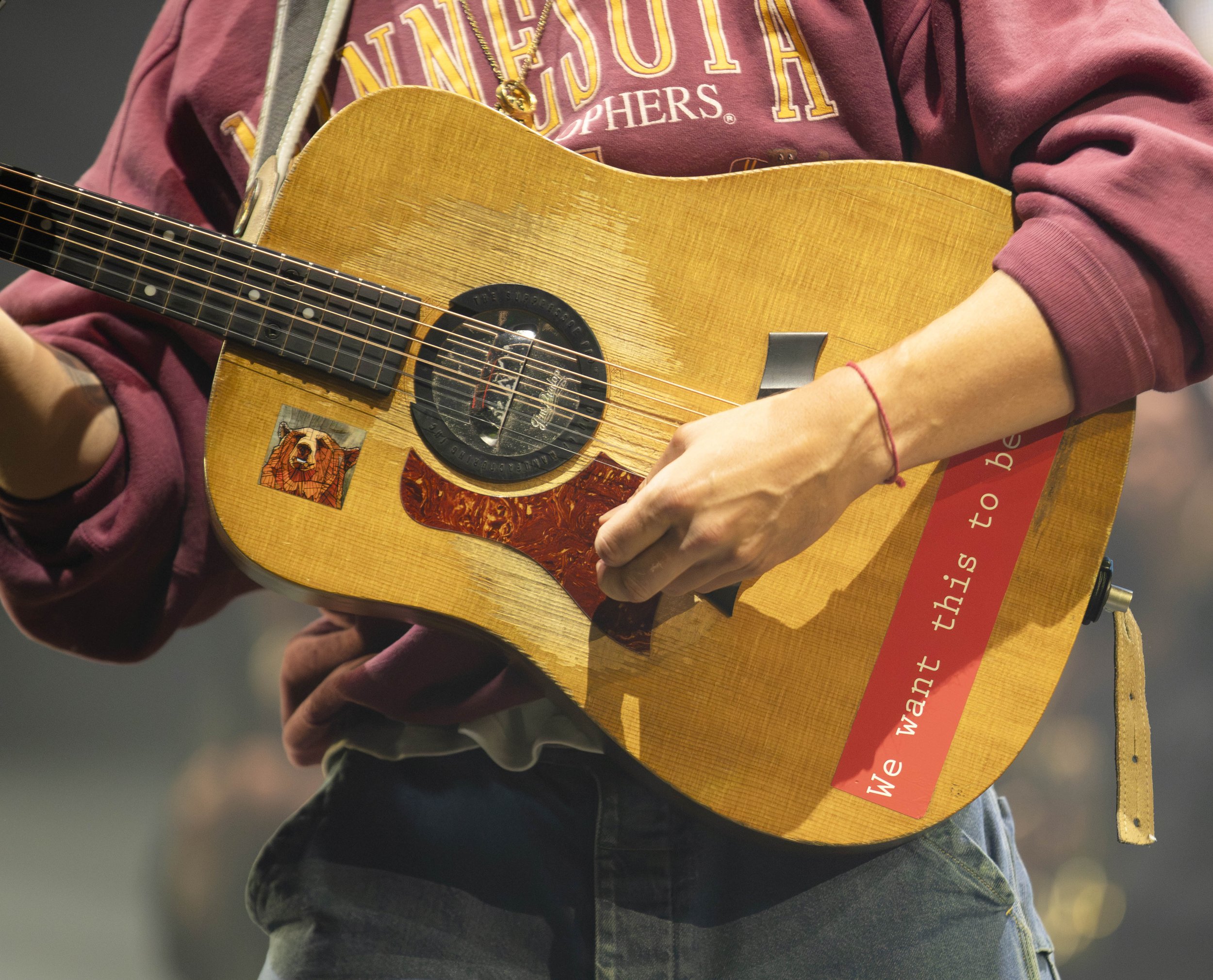 DermotKennedy-5.jpg
