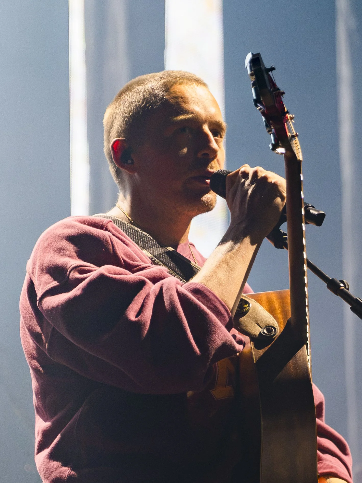 DermotKennedy-25.jpg