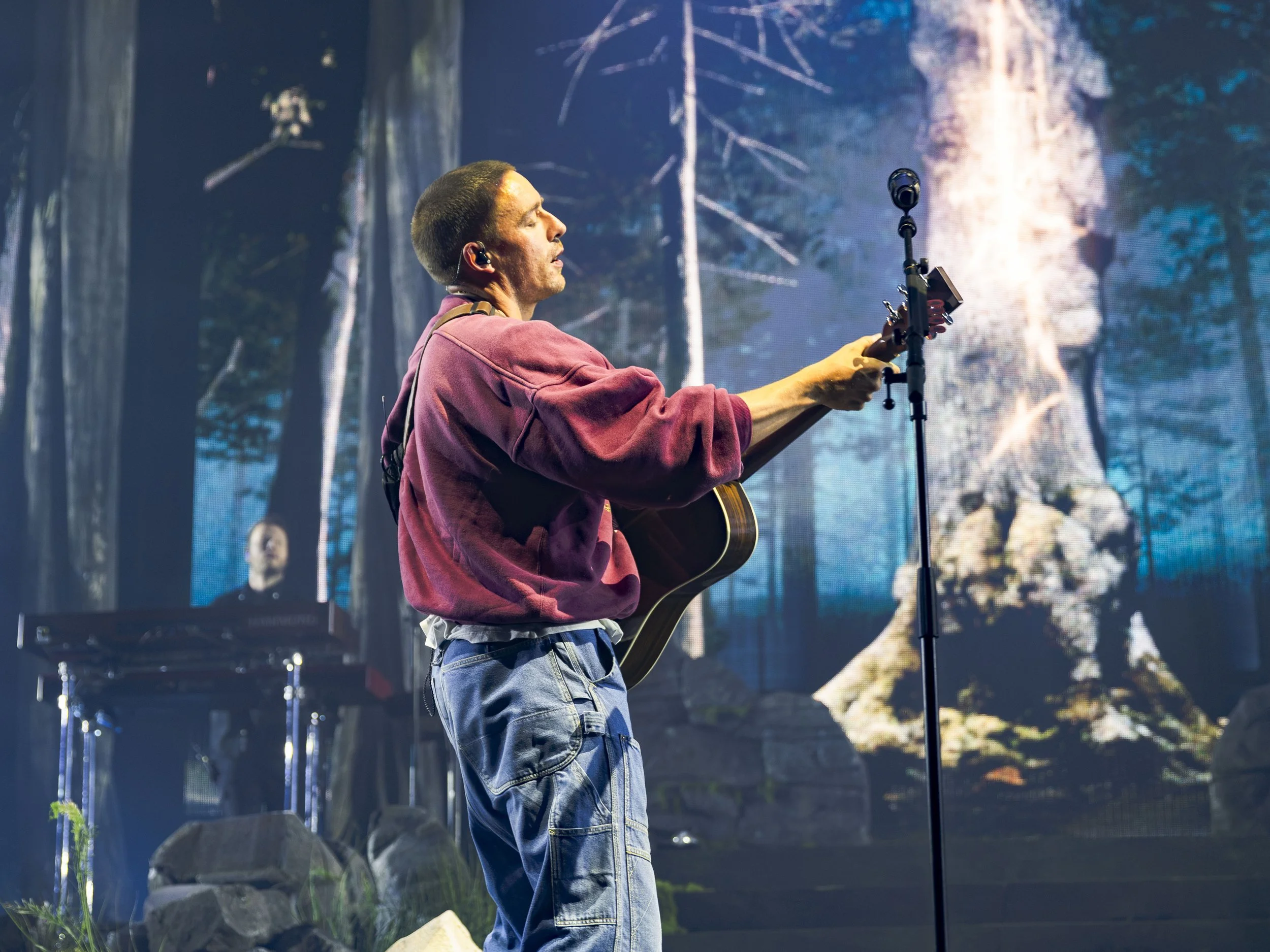 DermotKennedy-28.jpg
