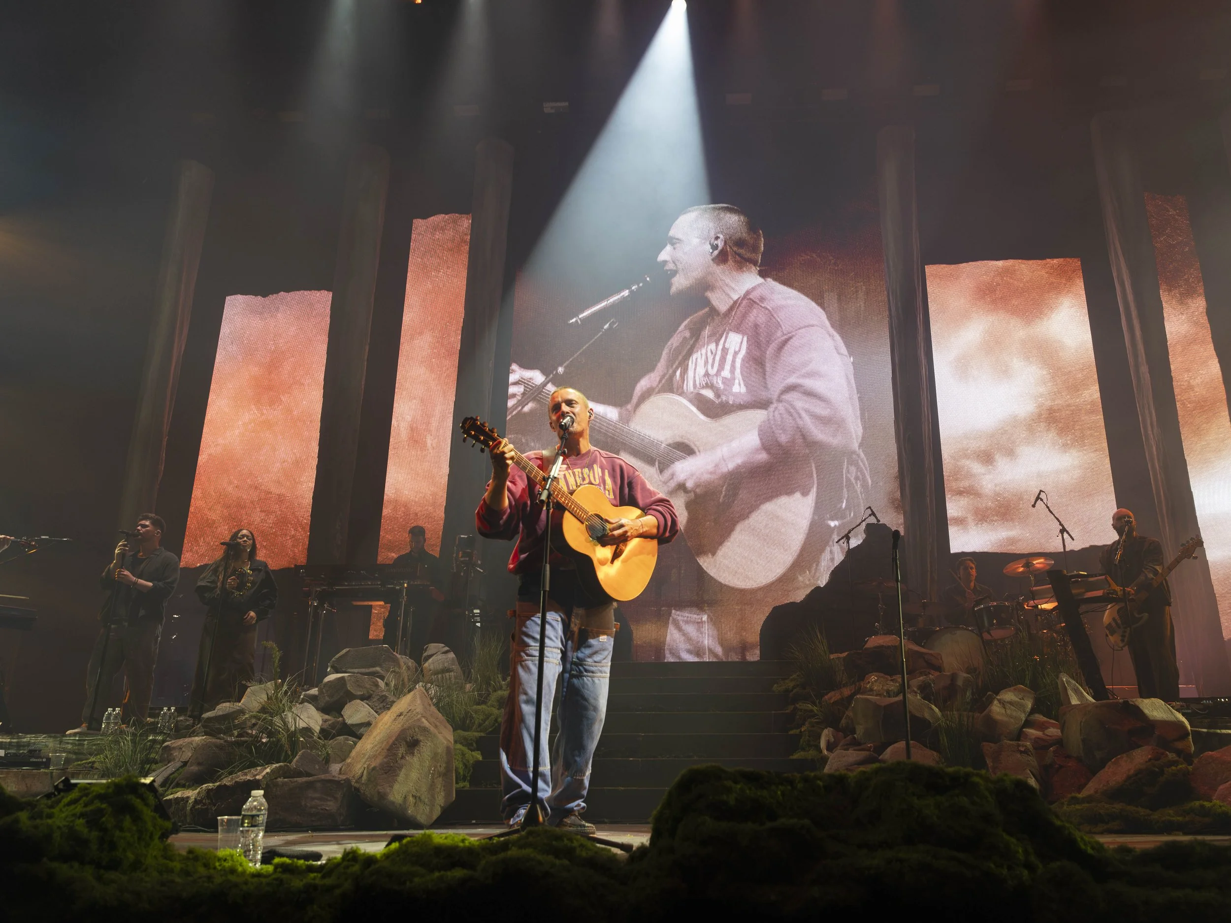 DermotKennedy-34.jpg