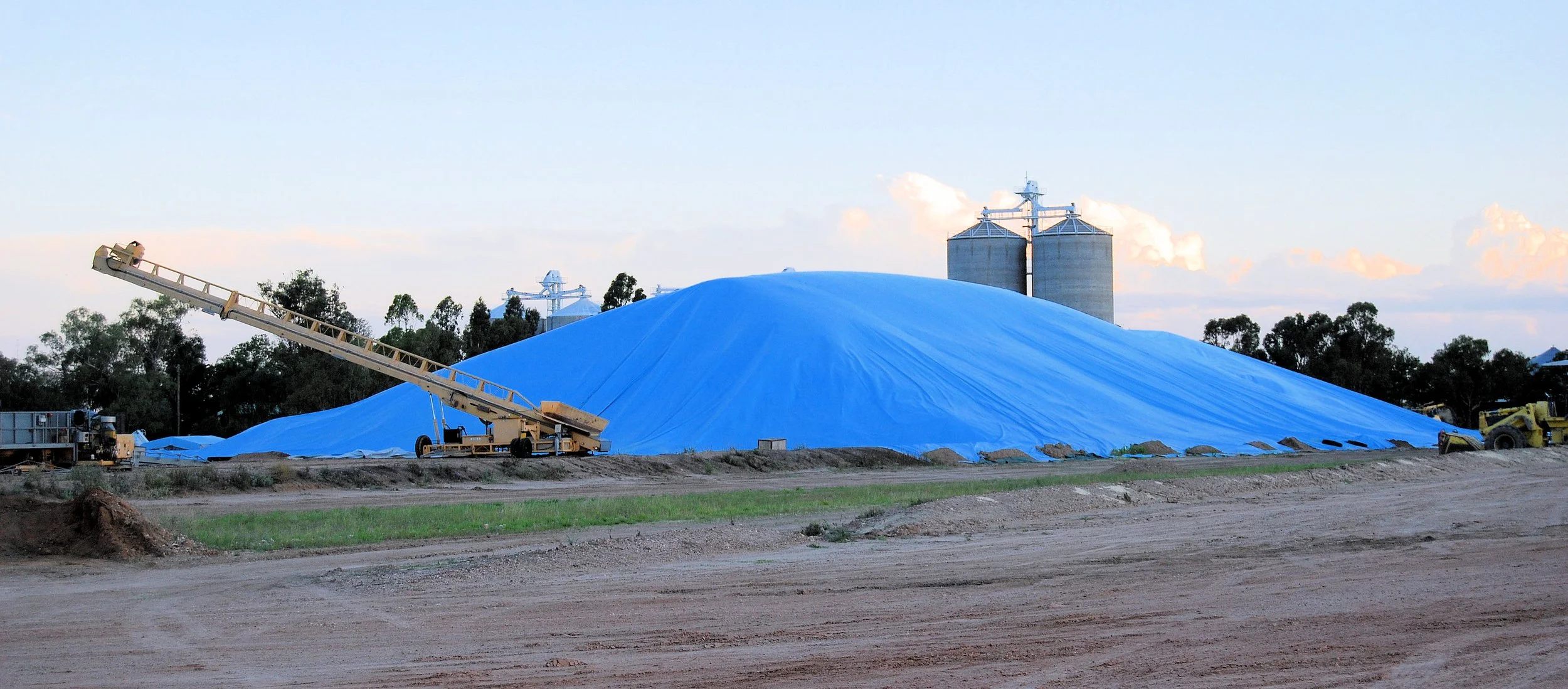 Grain Bunker Tarp.JPG