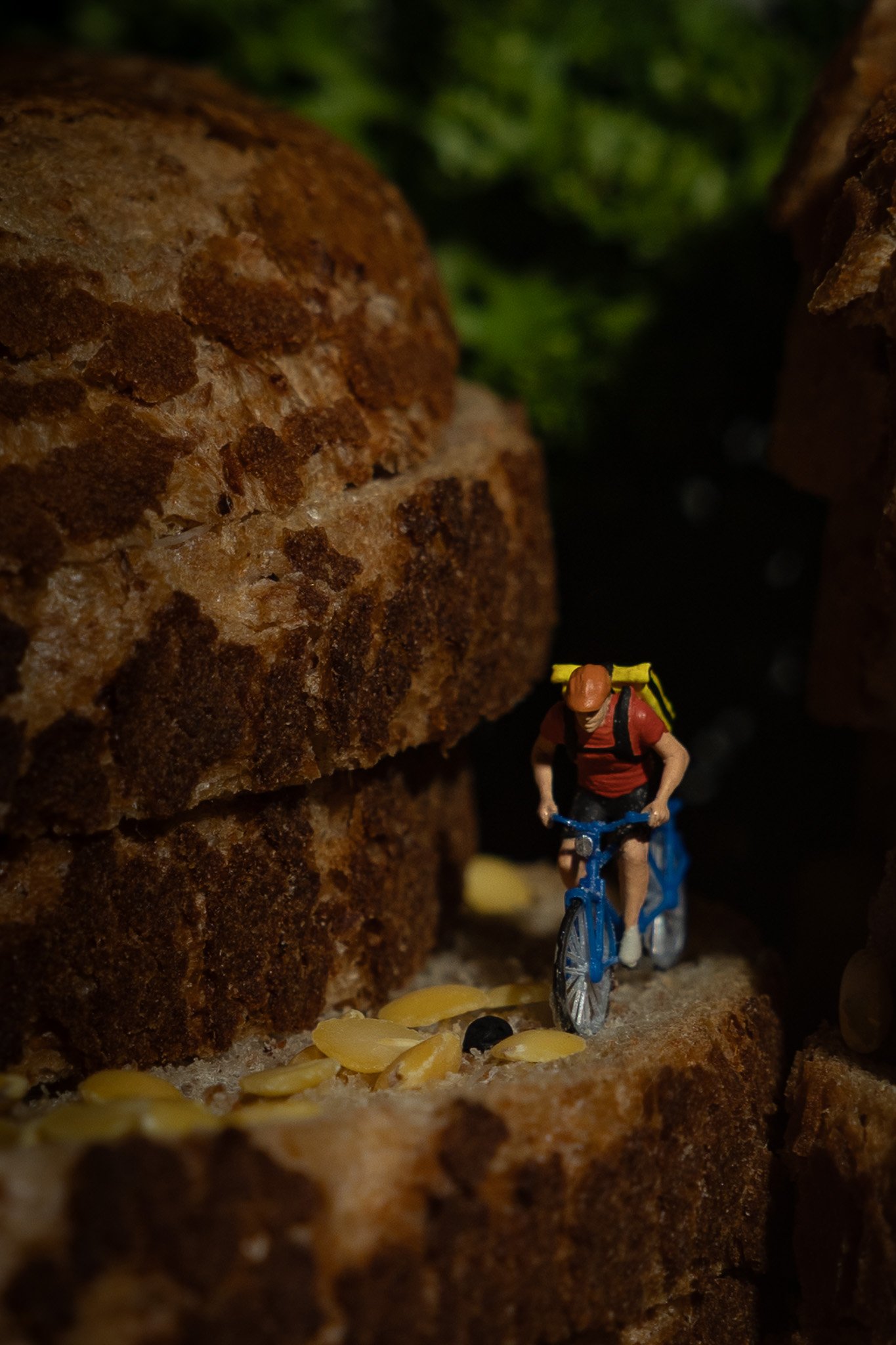 MINIATURE