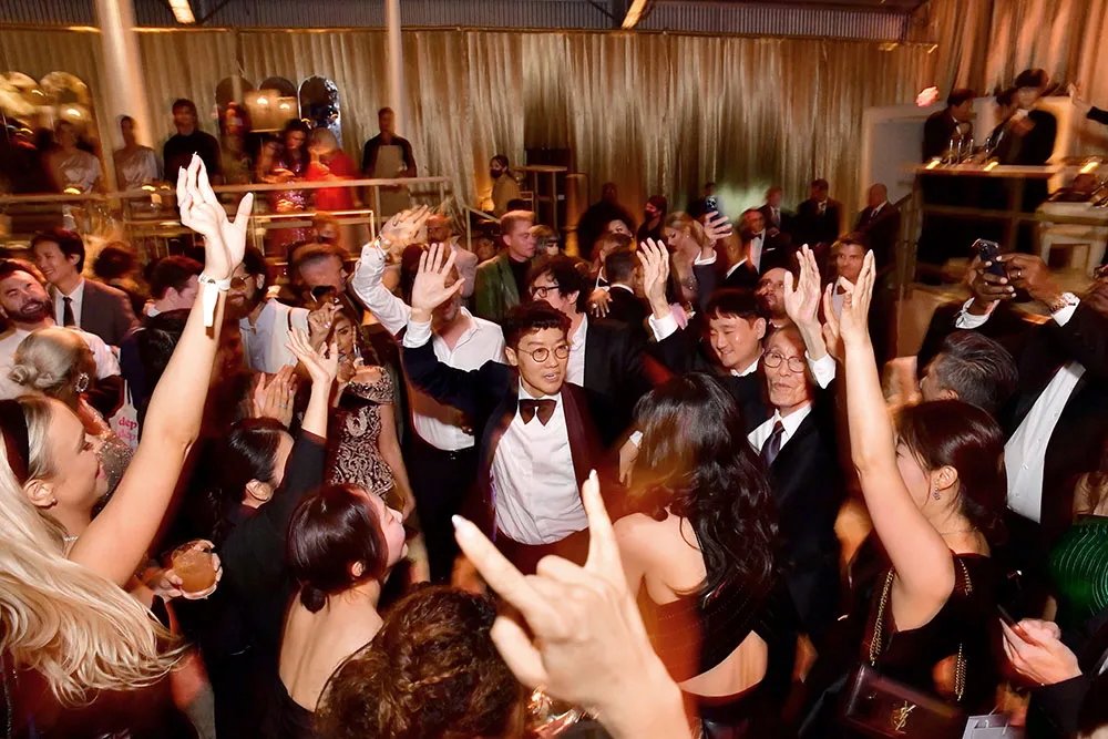 Hwang-Dong-hyuk-and-Oh-Young-soo-attend-Netflix-2022-Emmy-Awards-After-Party-Getty-EMBED-2022.jpeg