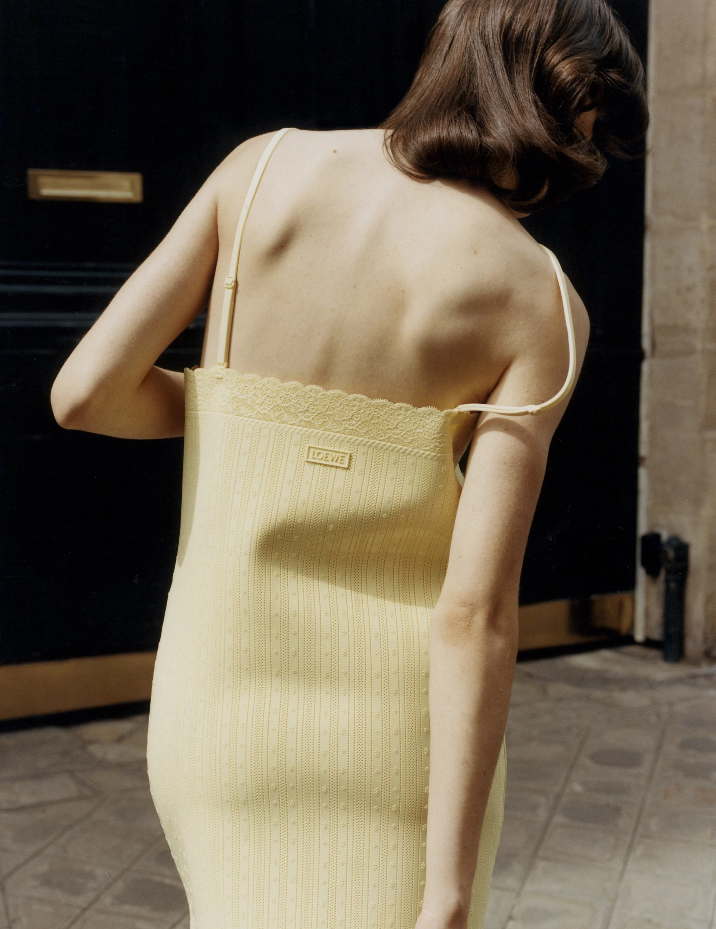 LOOK2.jpg