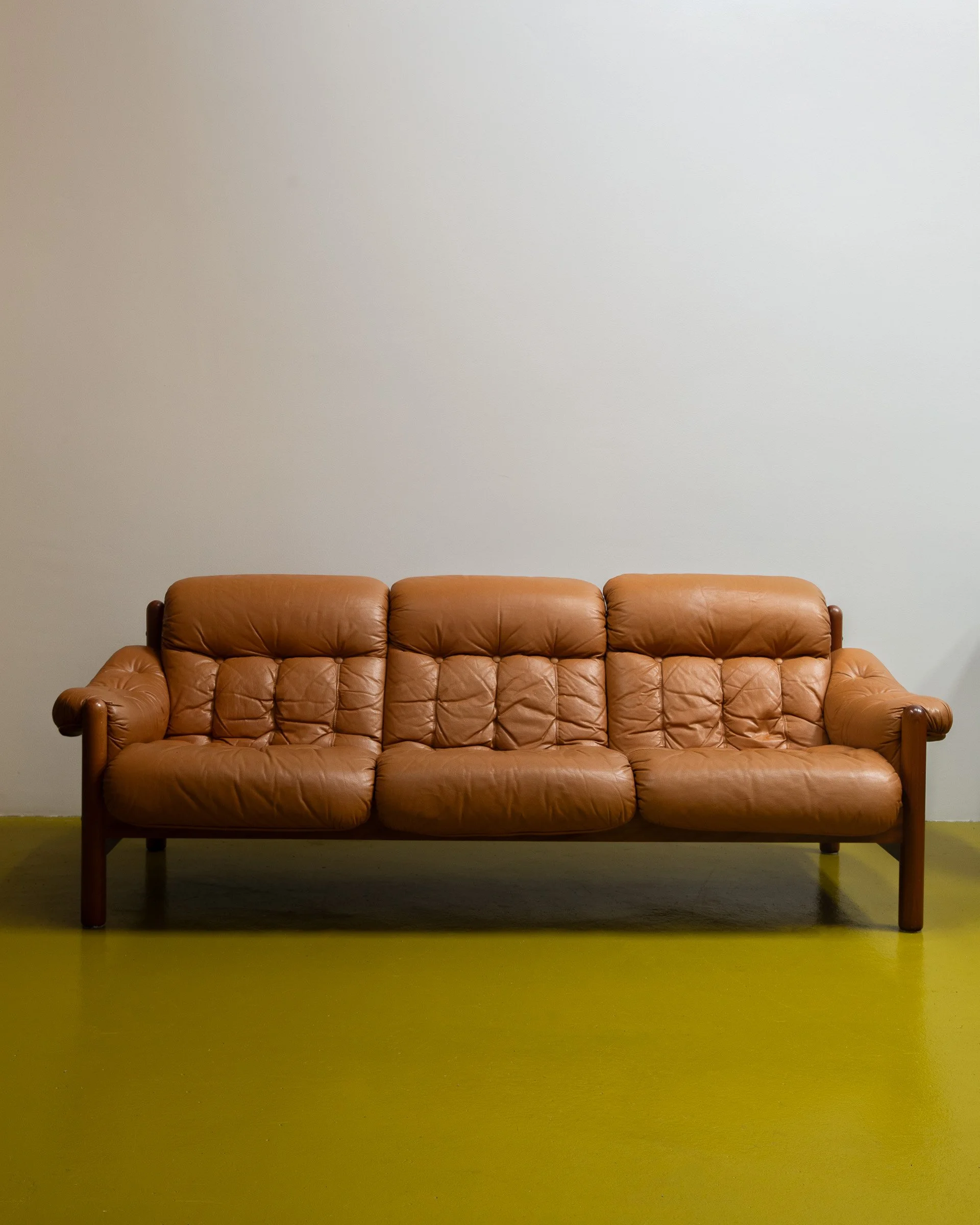 3-SEATER 1970S SOFA