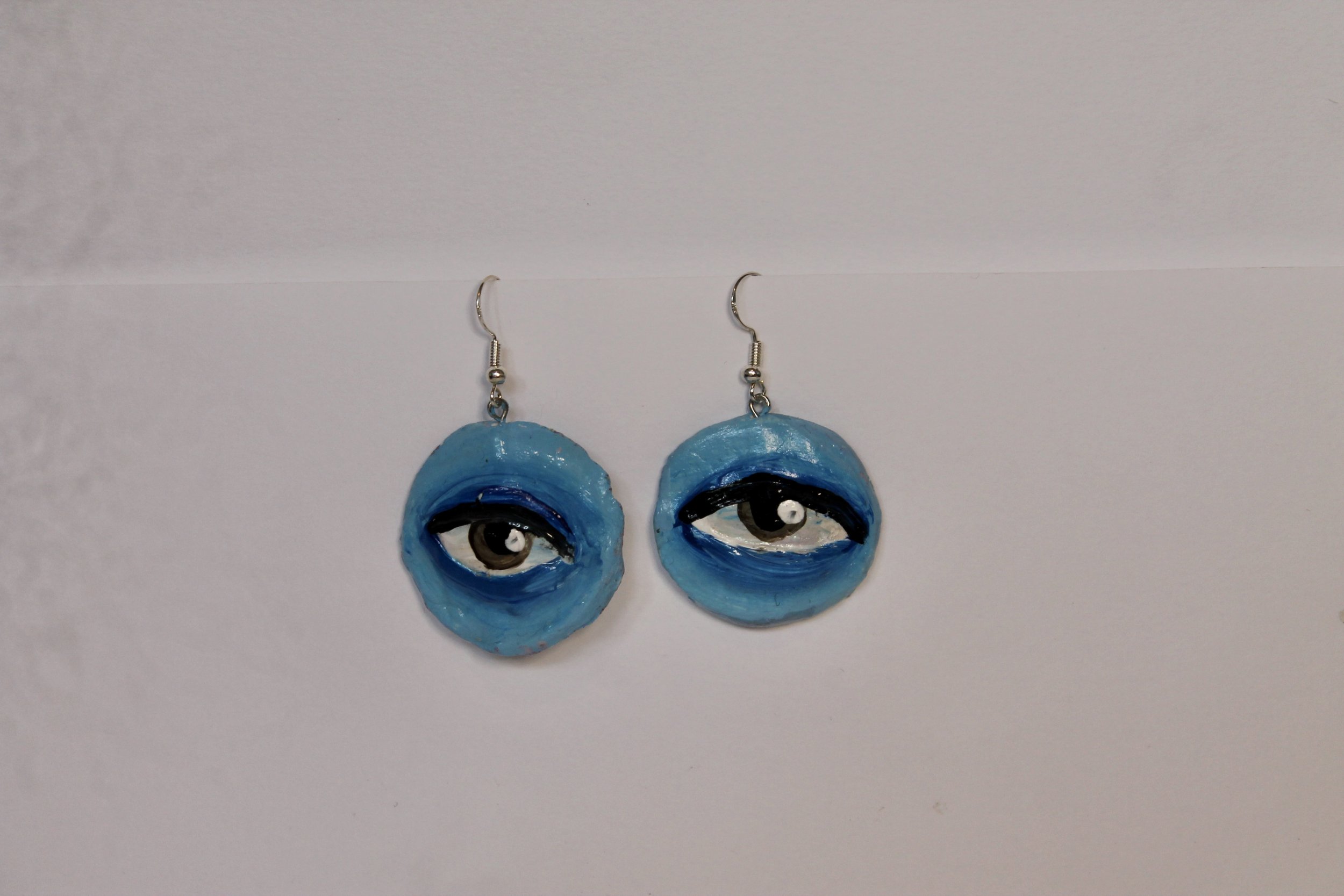 Blue eyes earrings