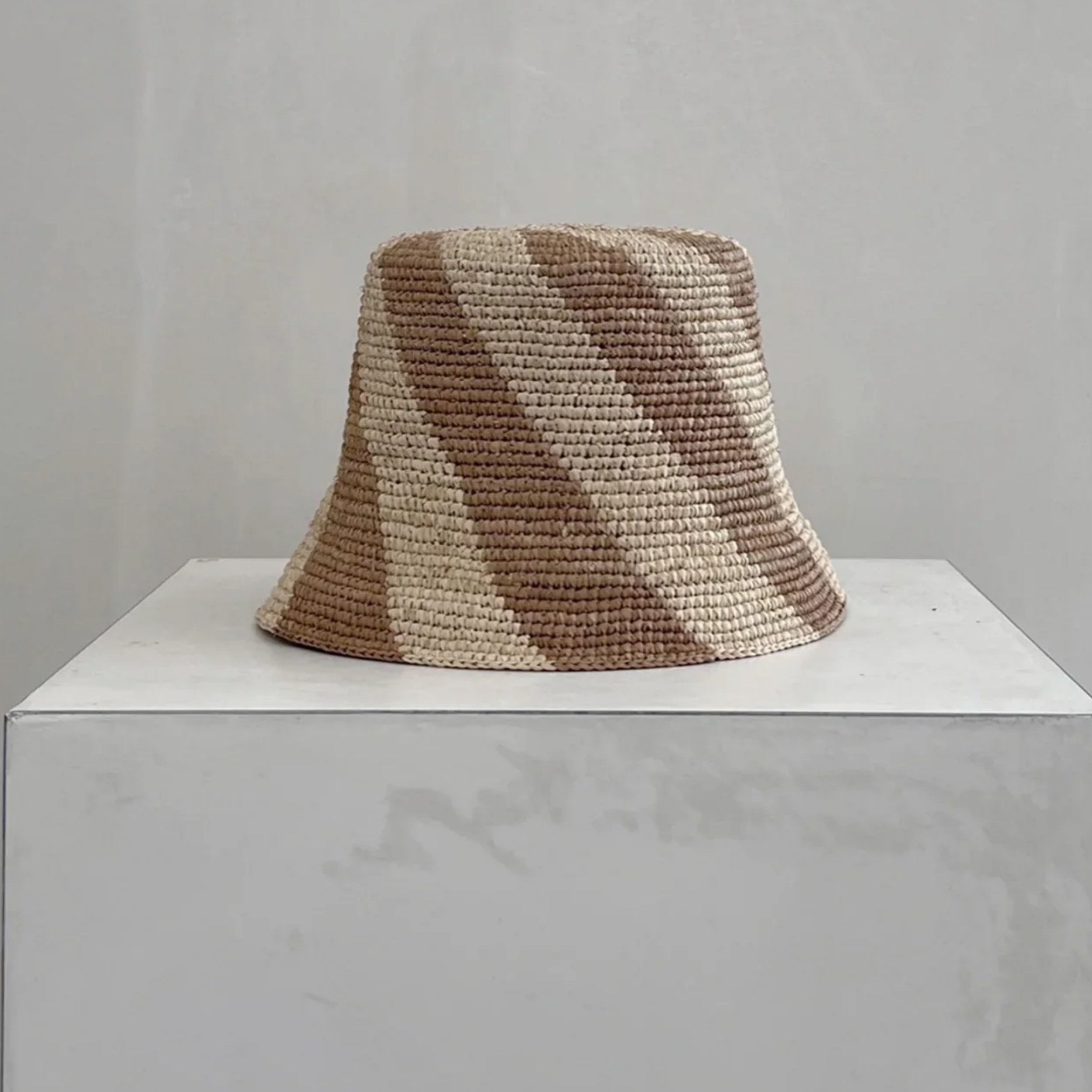 JACE BANU - Cyla Bucket Hat