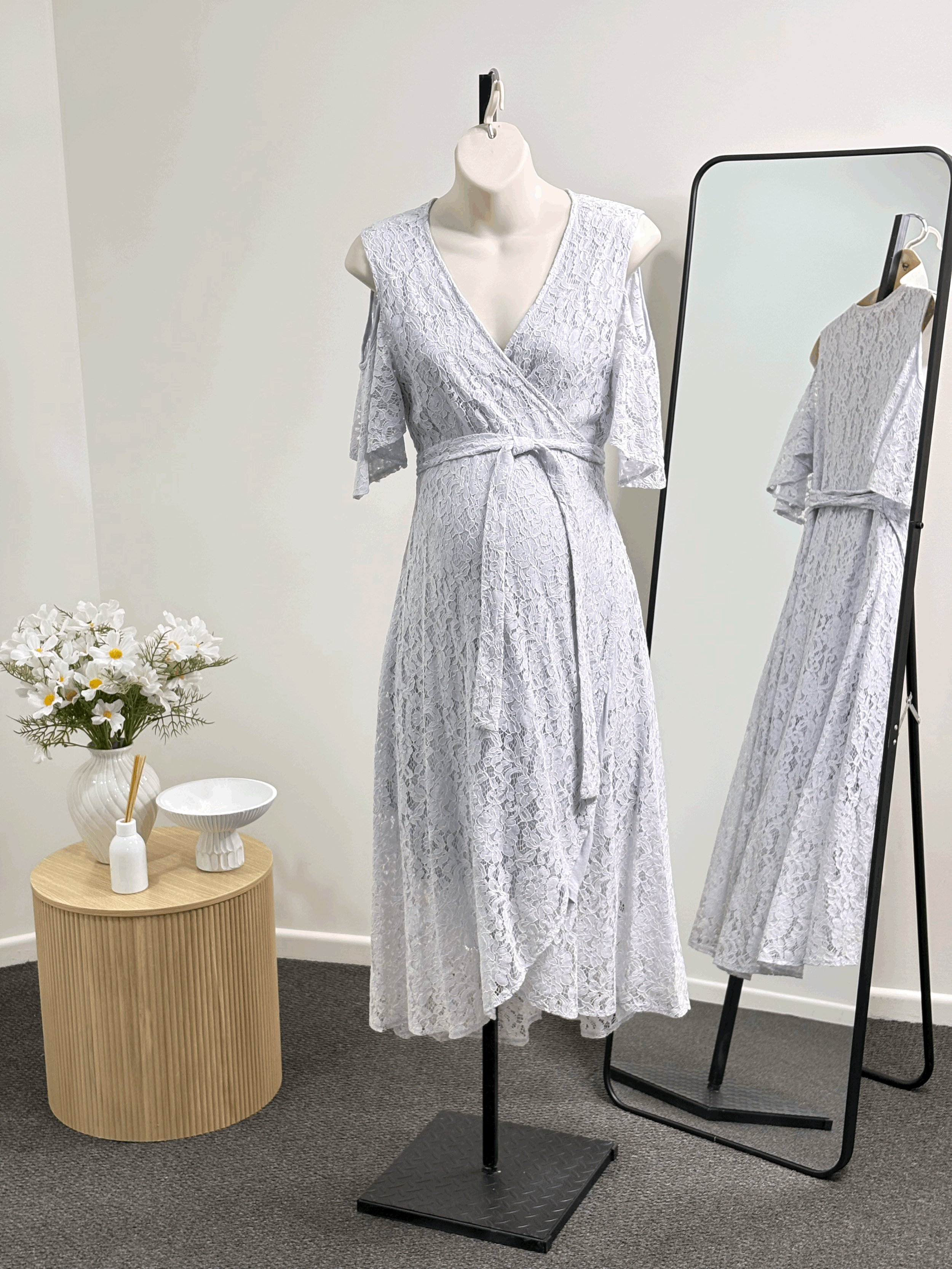 Maive & Bo Lavendar Midi Dress
