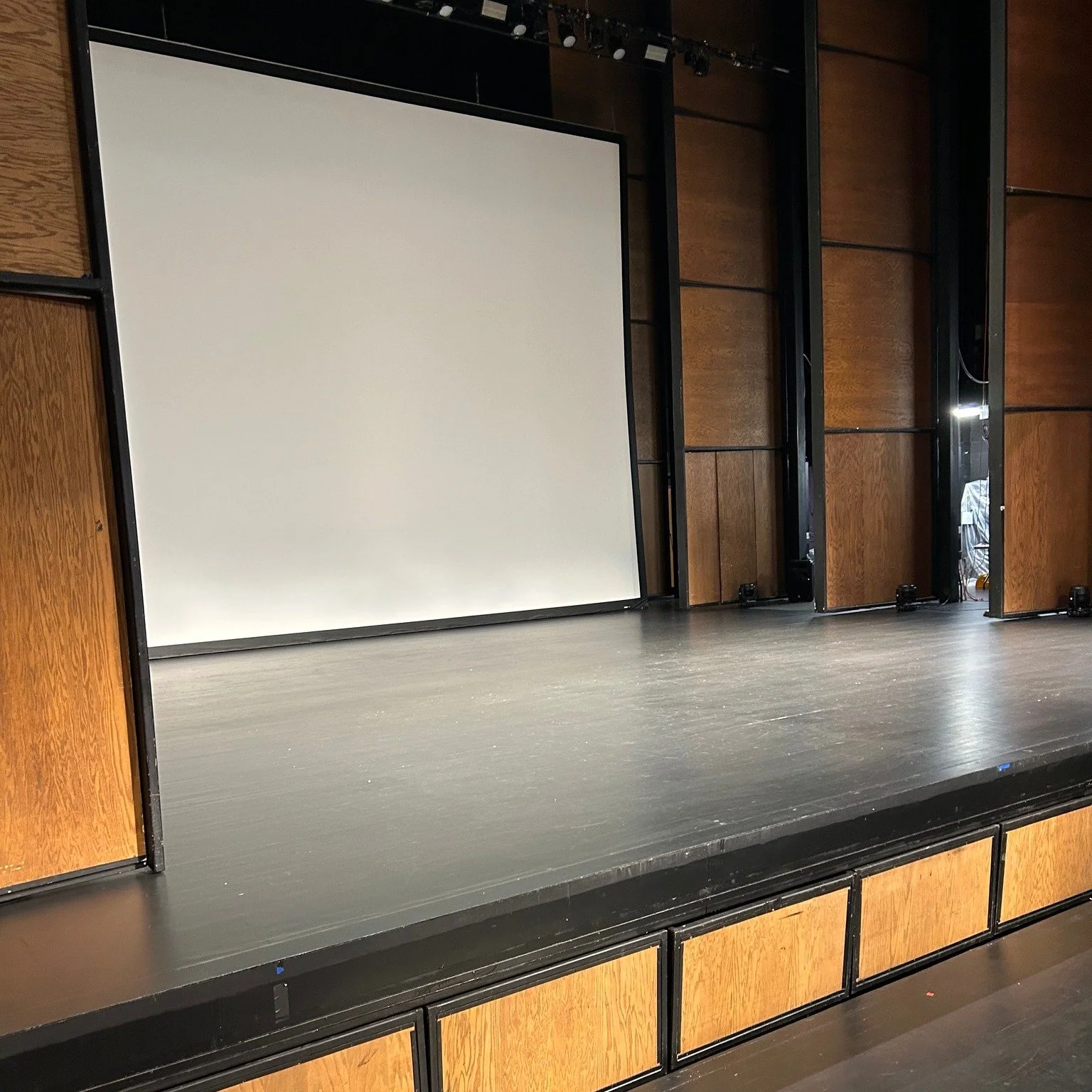 Back at Austin Peay this weekend for another show! 

 #BTS #productiondesign #clarksvillemusic #timmonsproductions #clarksvilletn #clarksvillephotographer