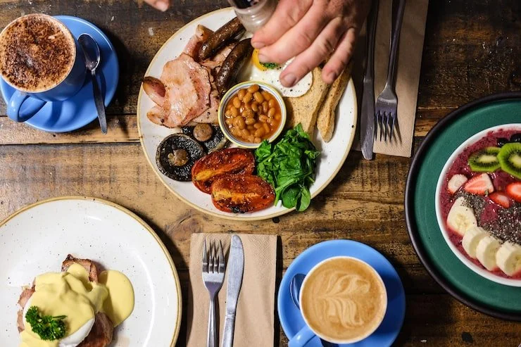 Cafes in East Village Offering High Chairs and Kid-Friendly Spaces