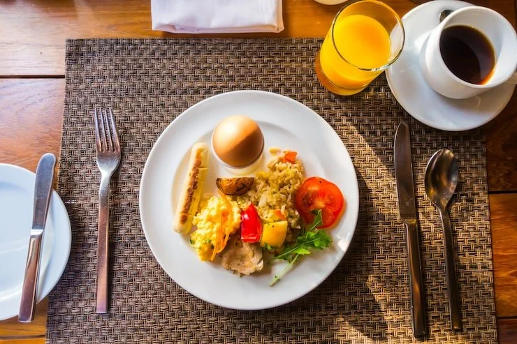Planning the Perfect Office Lunch for Large Corporate Teams