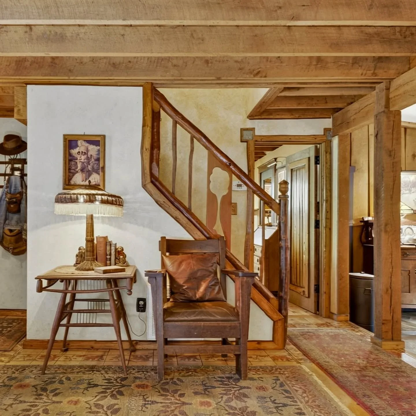 Dreamy cottage interiors at Clairwood. 🔗 In bio
.
3 bed / 1 bath live work compound on 5 wooded acres - Amissville VA