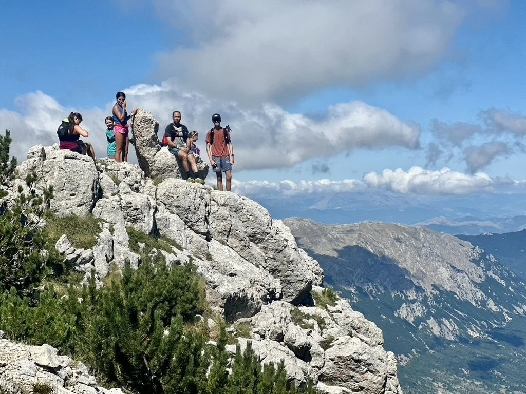 From Teen Trails to the Queen’s Path: Coaching and Connection in Italy