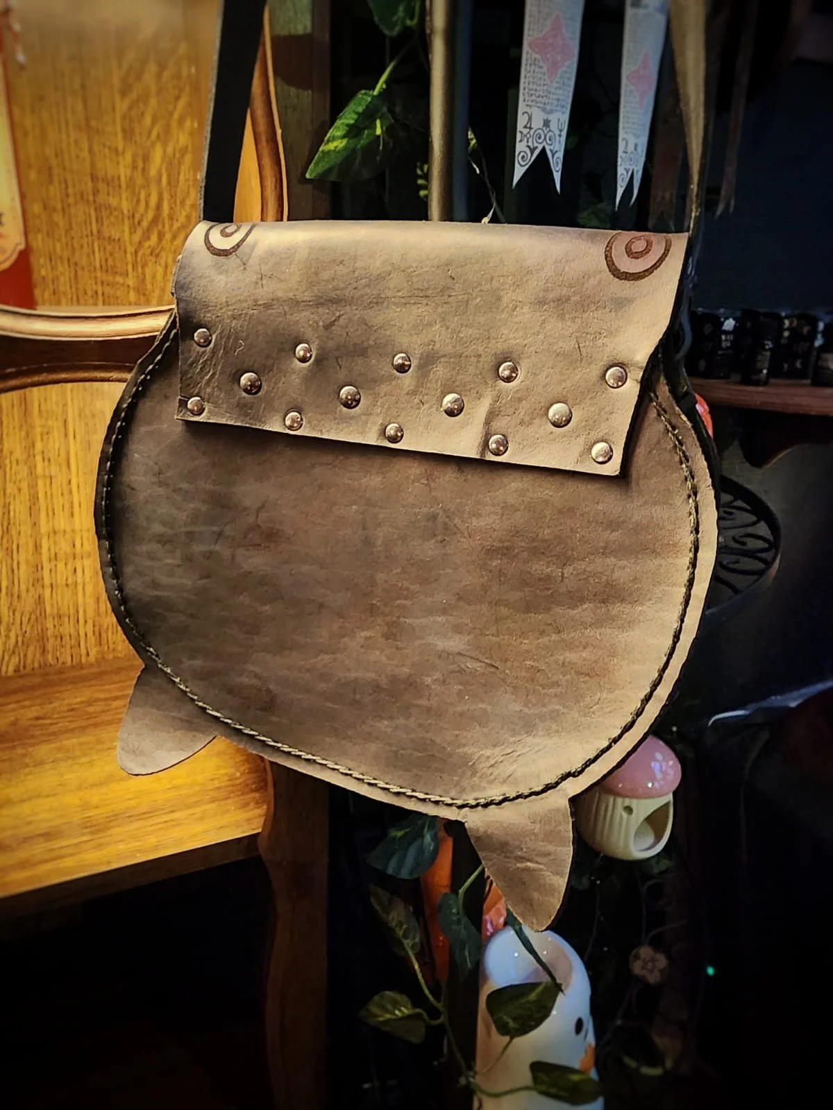 Handbag Triple Moon b.jpeg