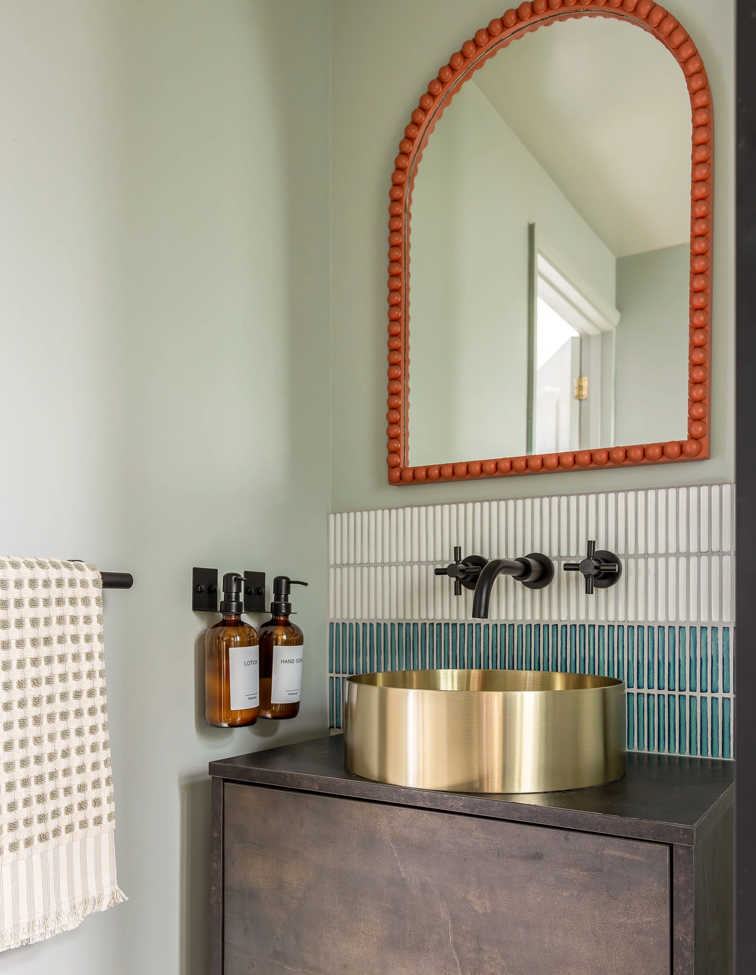 Copy of PHbth-18.jpg