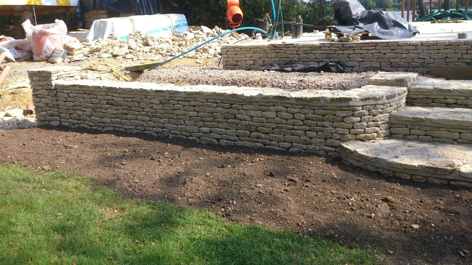 Bespoke drystone garden wall built in the Cotswolds