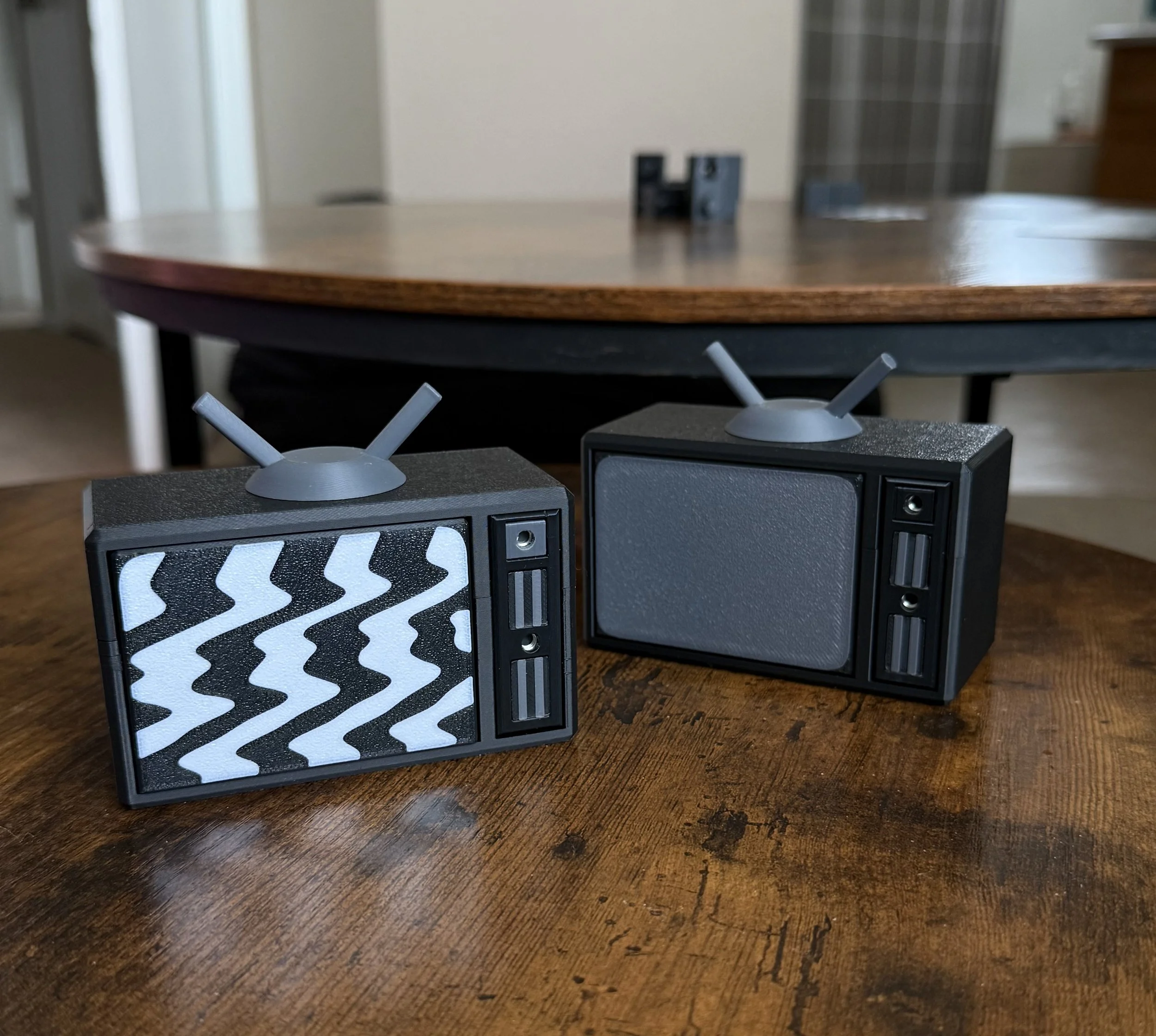 Tricky Tube - TV SD Puzzle (PRE-ORDER)